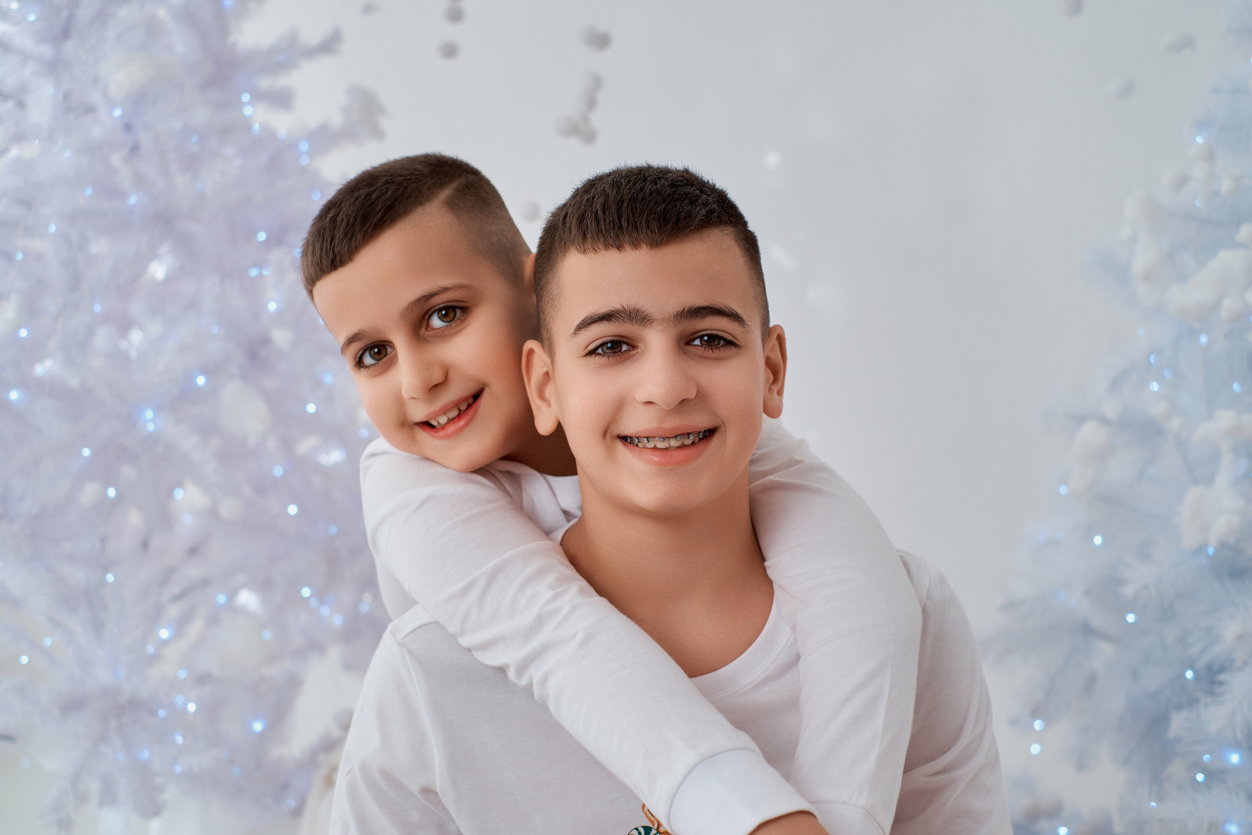 Новогодняя семейная фотосессия в студии Сова. Фотограф Таганрог Анна Трайжон