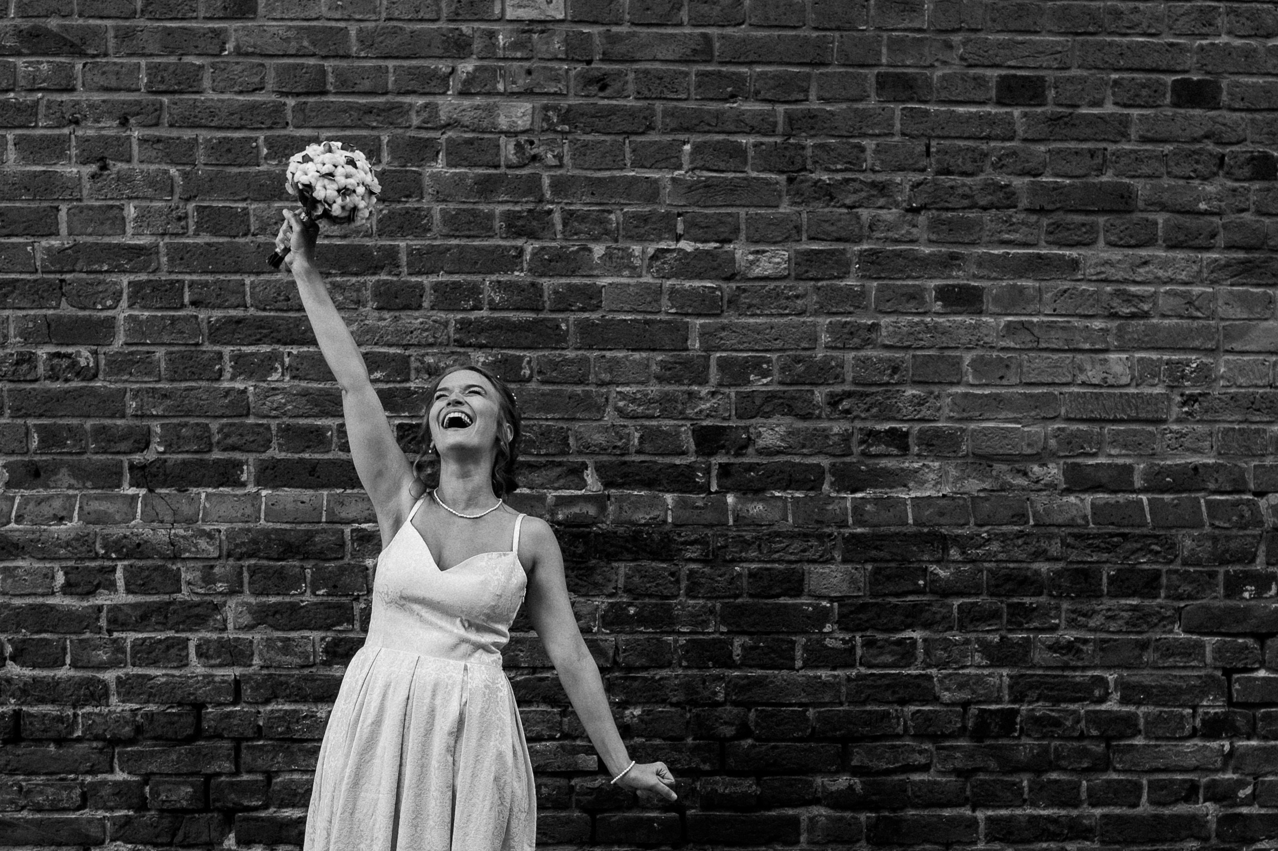 Регистрация брака и фотосессия в Особняке Royal. Свадебный фотограф Москва — Сергей и Татьяна