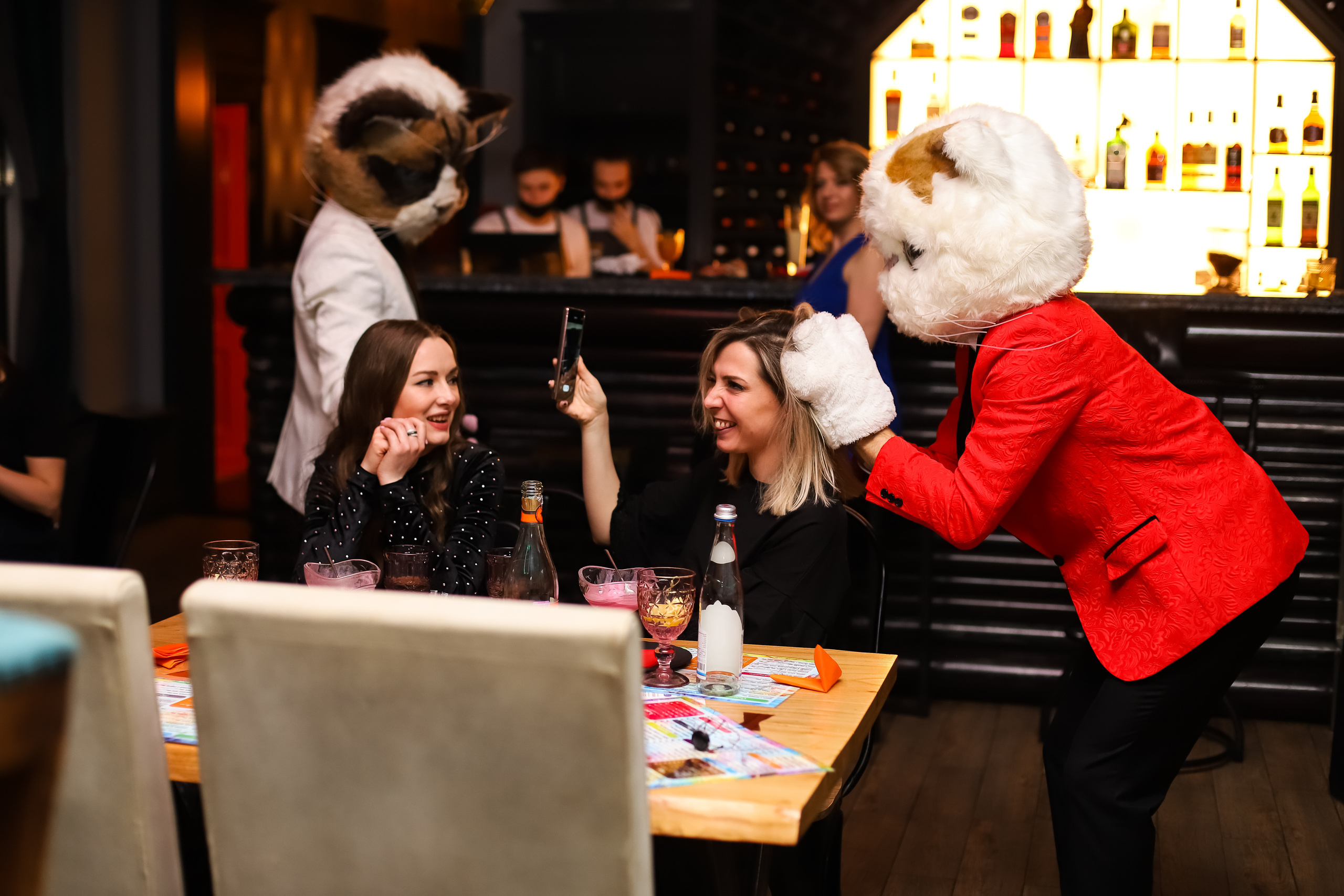 Репортаж мероприятия для клуб-ресторана ДАЛИ. Фотограф Карпачан Анастасия