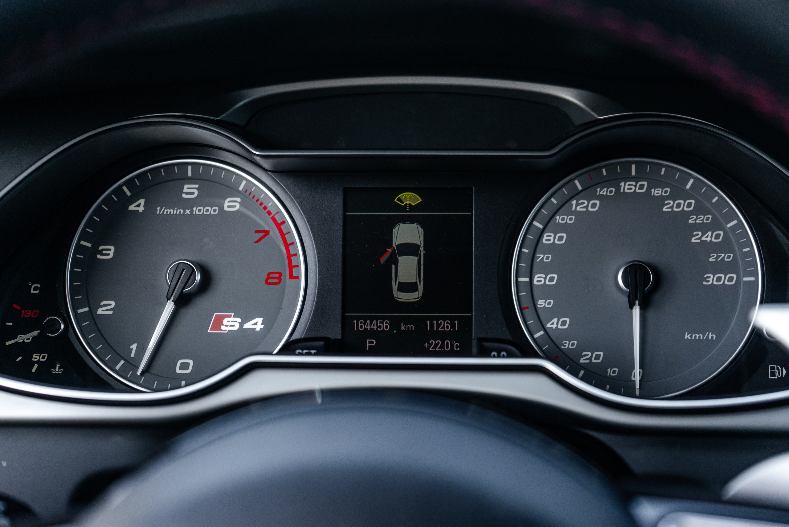 S4. Фотограф Рома М