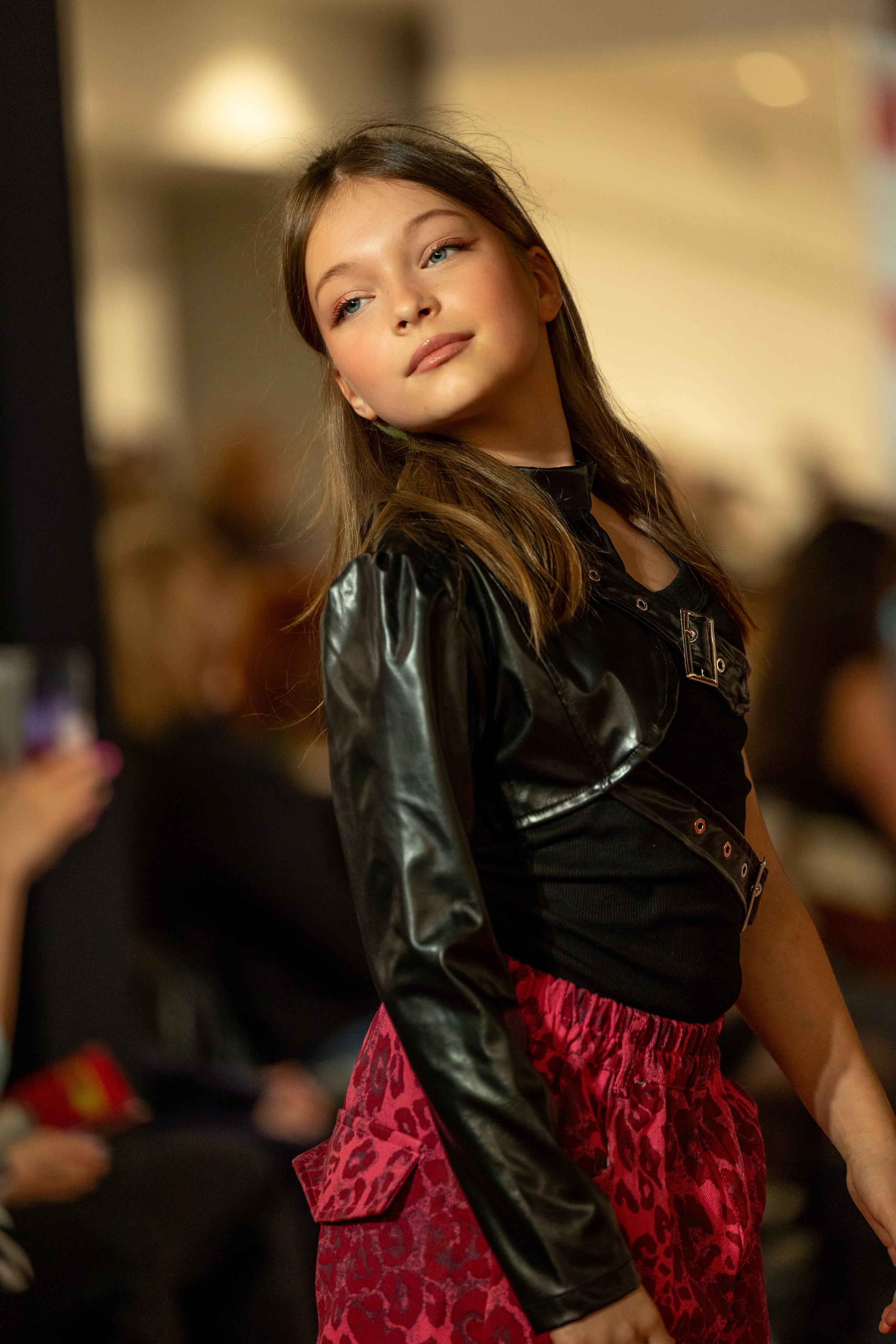 Шоу «Её величество Женщина», ТРК Гулливер. Главная