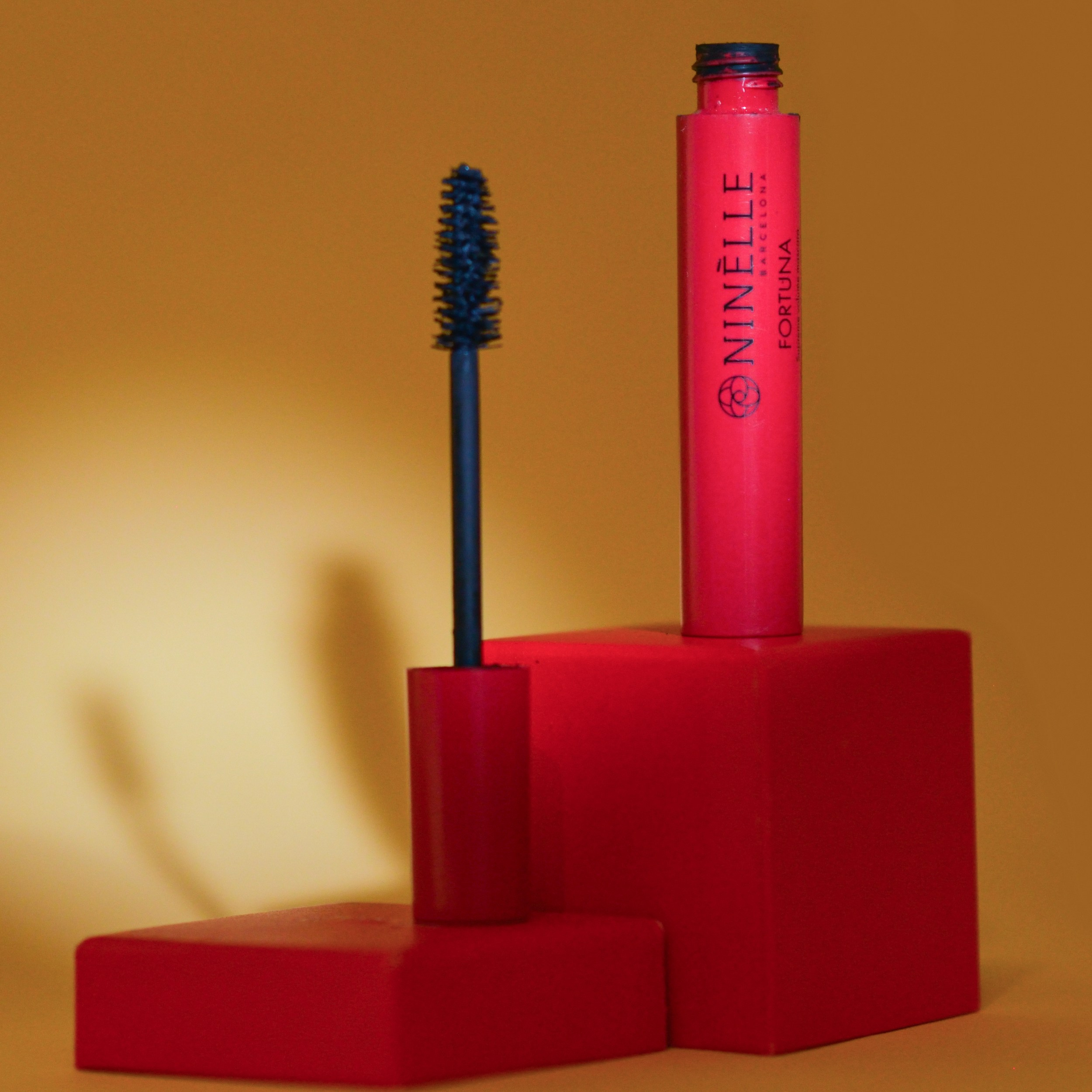 Предметная фотосъемка. Выпускные альбомы в Москве. Фотограф Анна Вакор