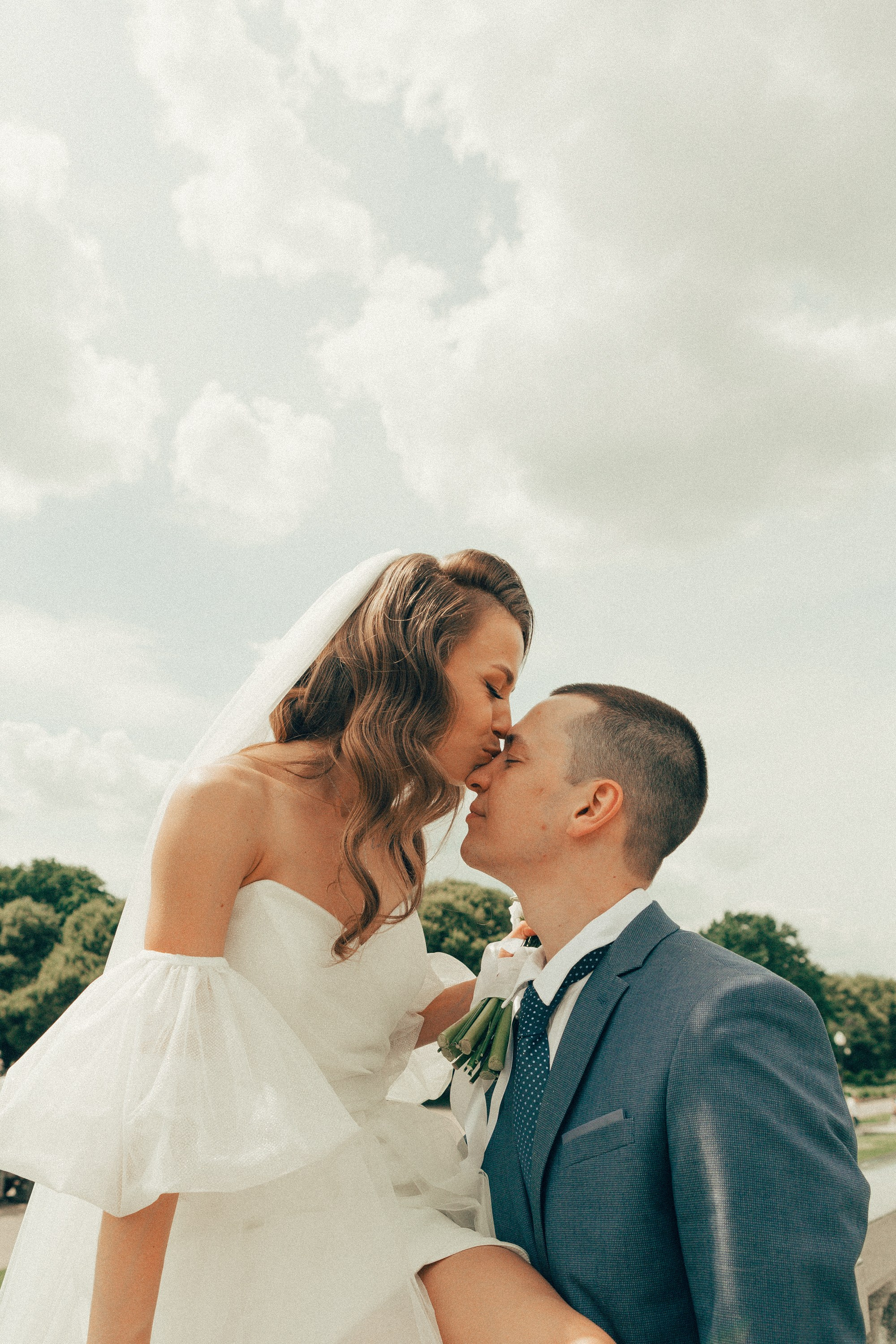 Это по любви