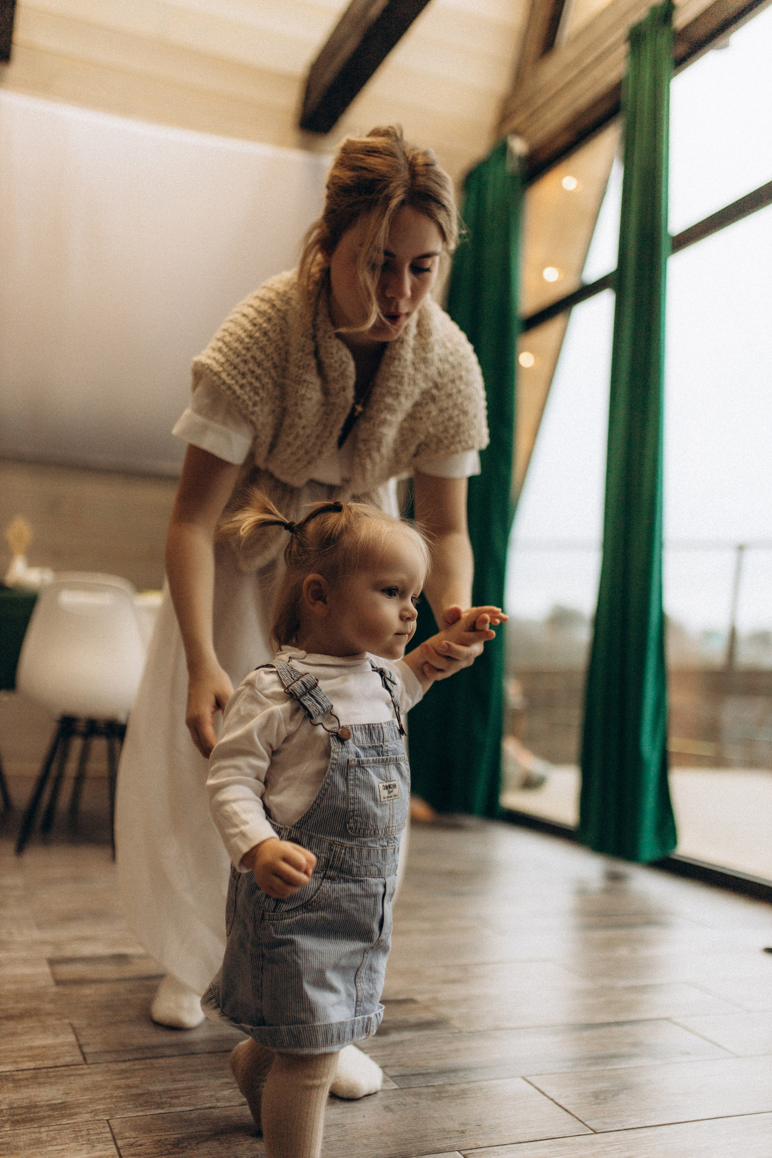 Алиса и мама. Семейный фотограф Губкин/Старый Оскол