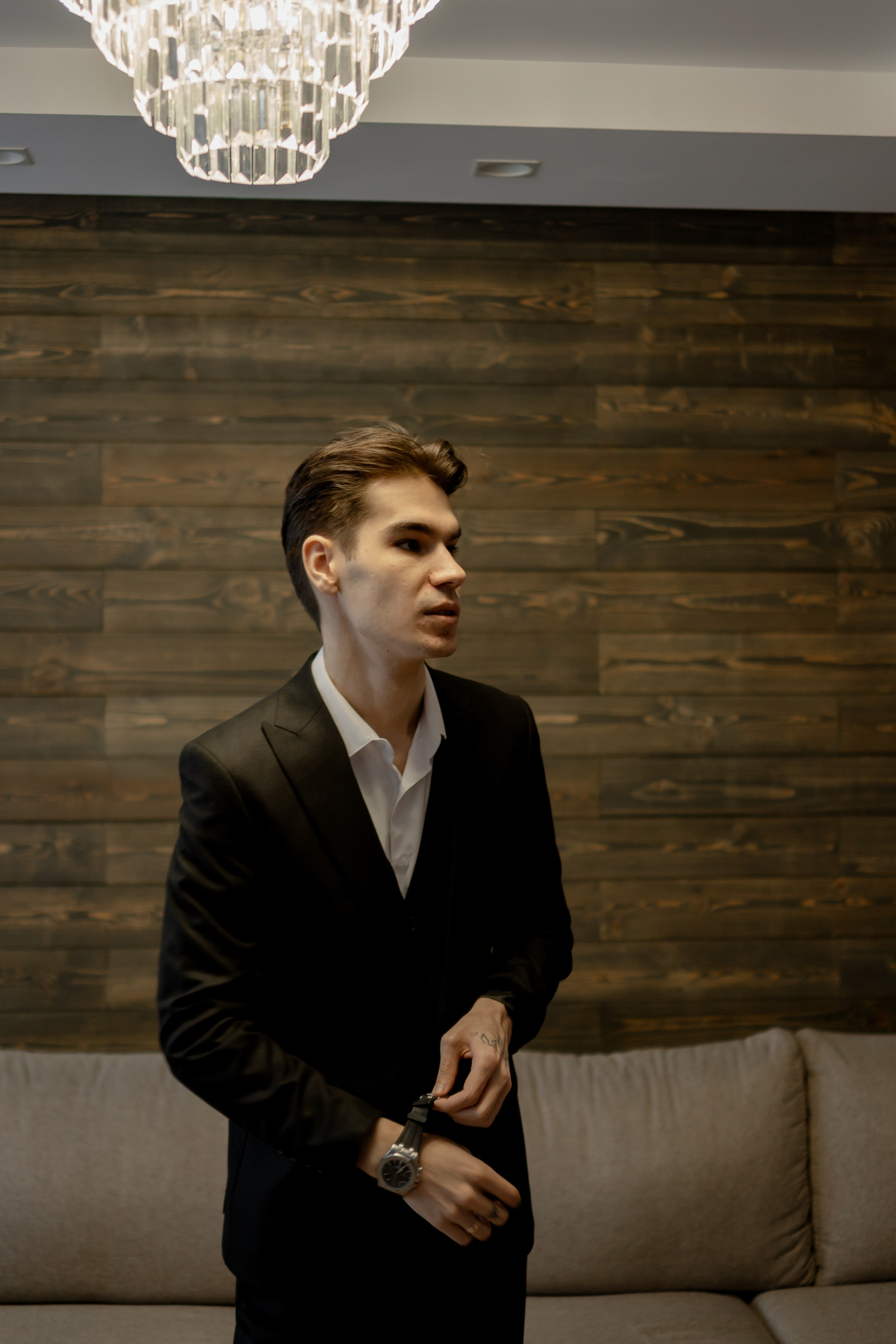 СВАДЕБНАЯ СЬЕМКА СБОРОВ В ОТЕЛЕ И ВЫЕЗД НА ЦЕРЕМОНИЮ (СНЯТО В СИБИРЕ В НИЖНЕВАРТОВСКЕ). Профессиональный фотограф, Санкт-Петербург — Виктория Богомолова