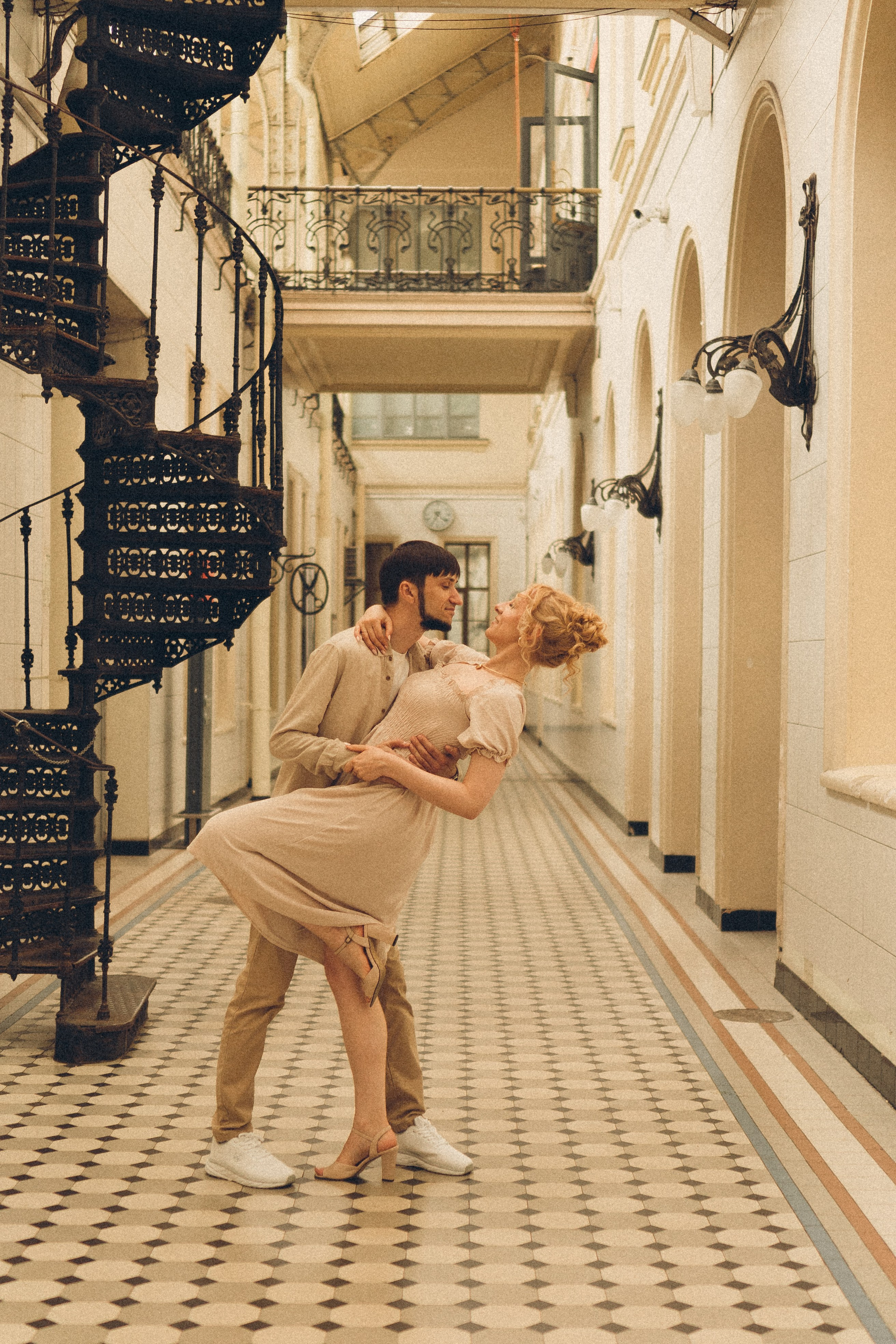 ПРОГУЛКА НА ВИТЕБСКОМ ВОКЗАЛЕ. Профессиональный фотограф, Санкт-Петербург — Виктория Богомолова