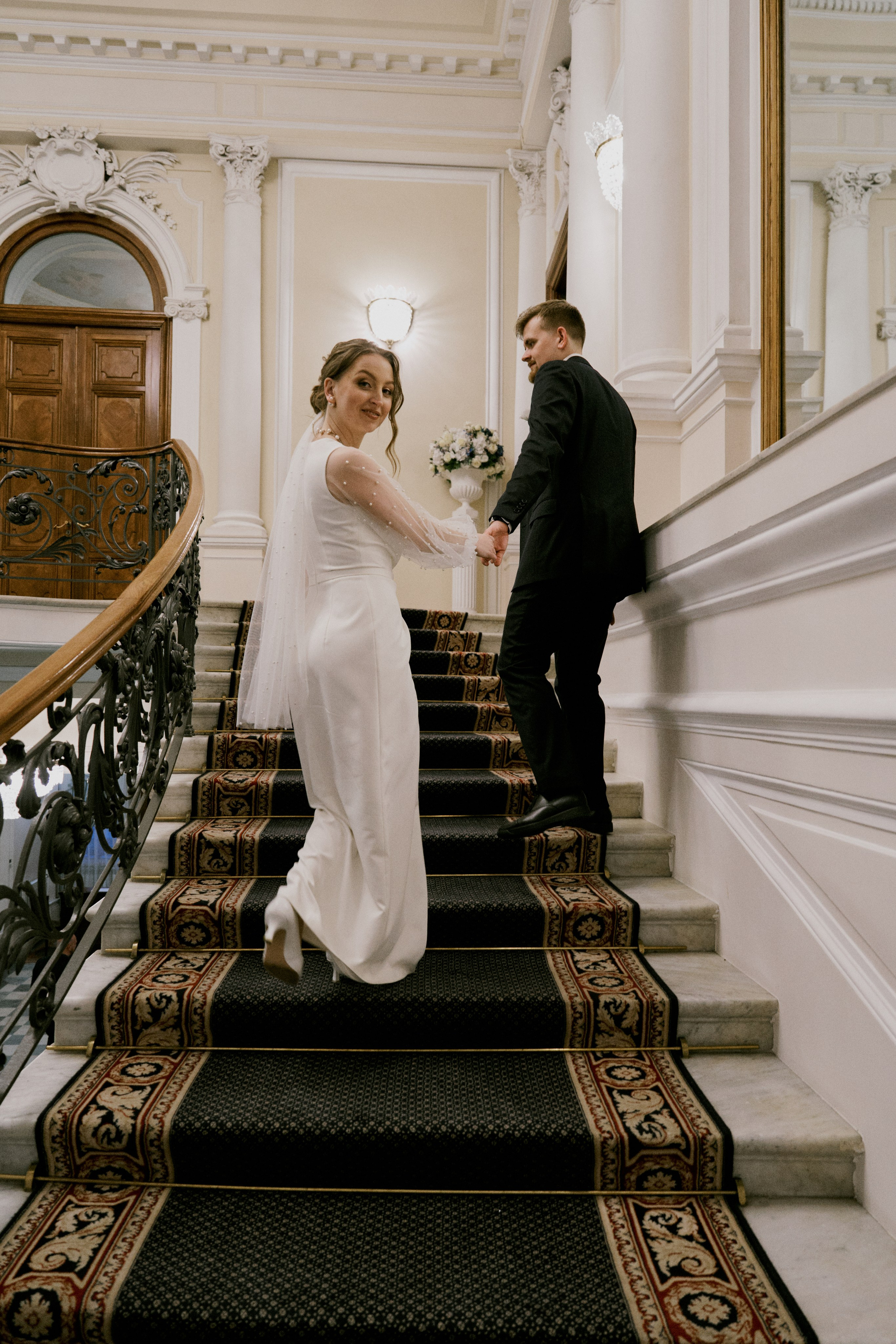 Кафе + Прогулка + ЗАГС. Фотограф / Санкт-Петербург / Галина Никонова