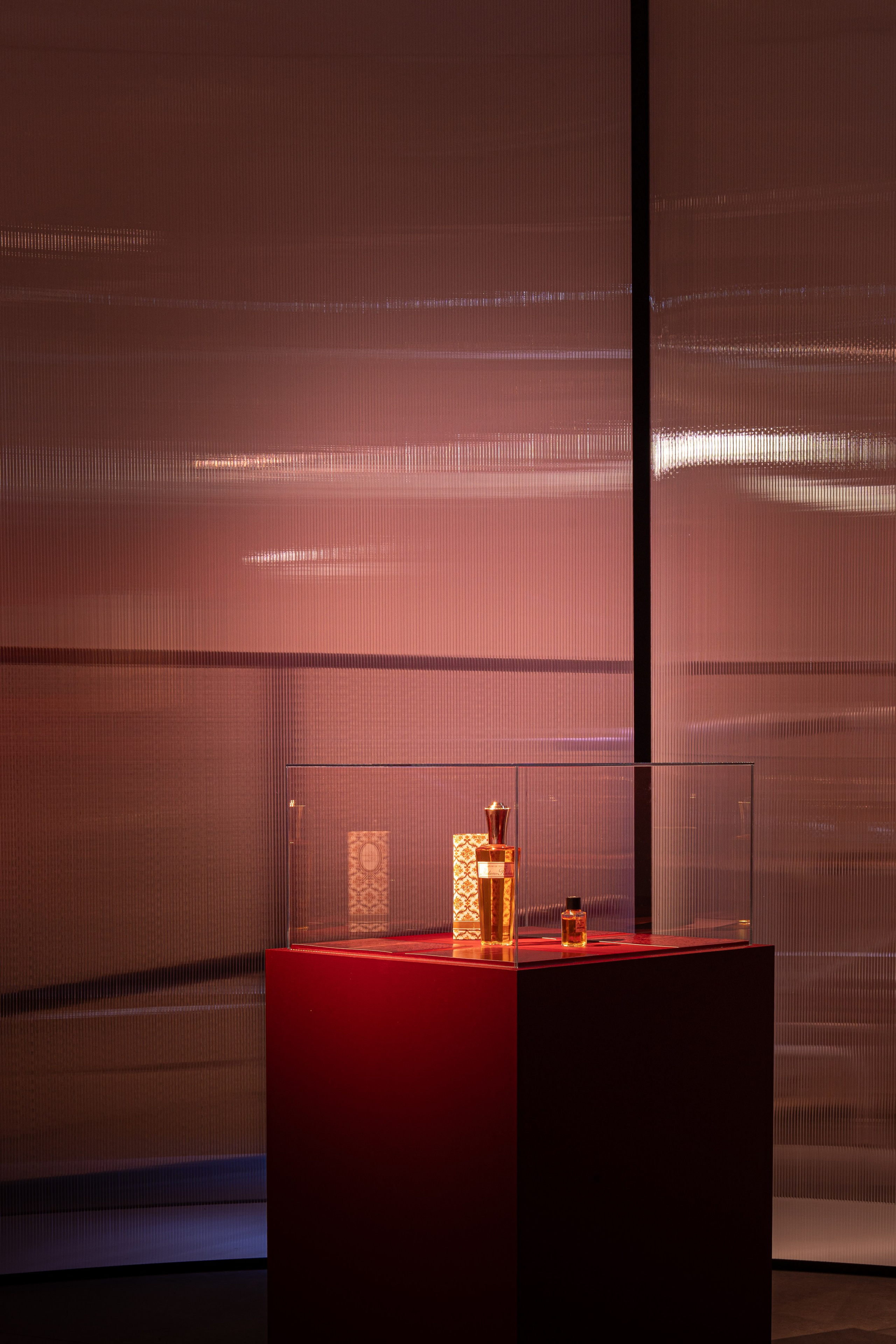 Красная Москва. Архитектура дизайн фотография