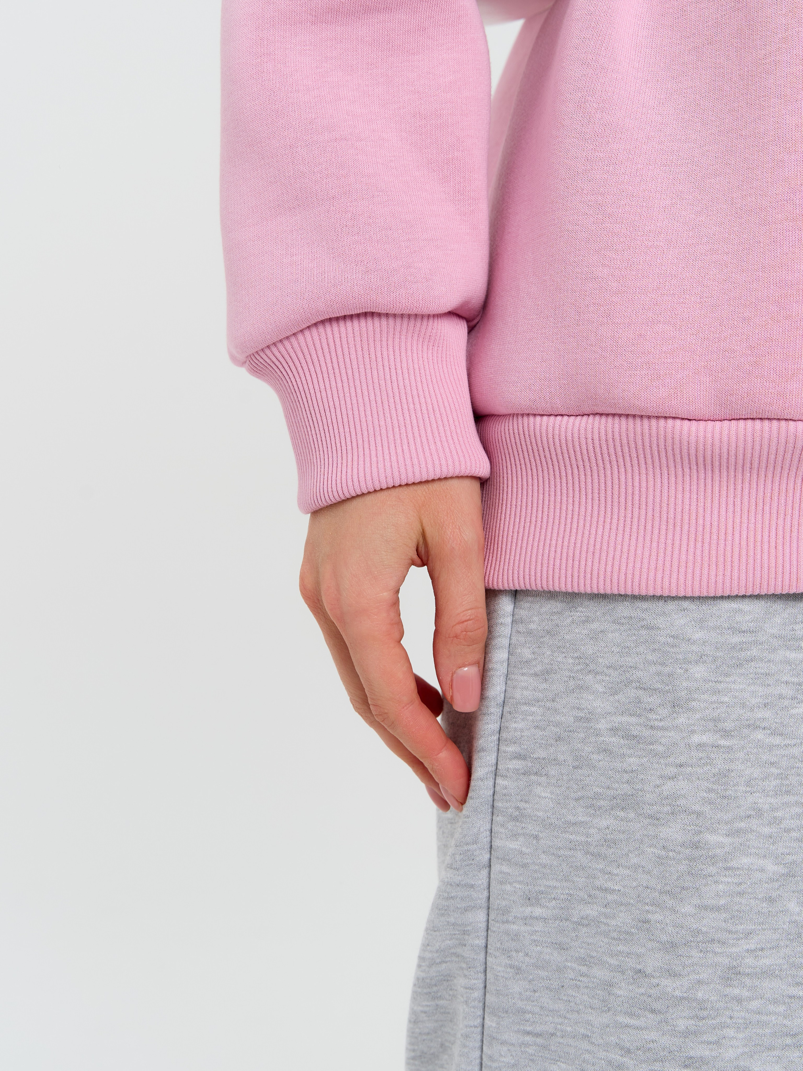 Свитшот. Фотограф для маркетплейсов в Москве