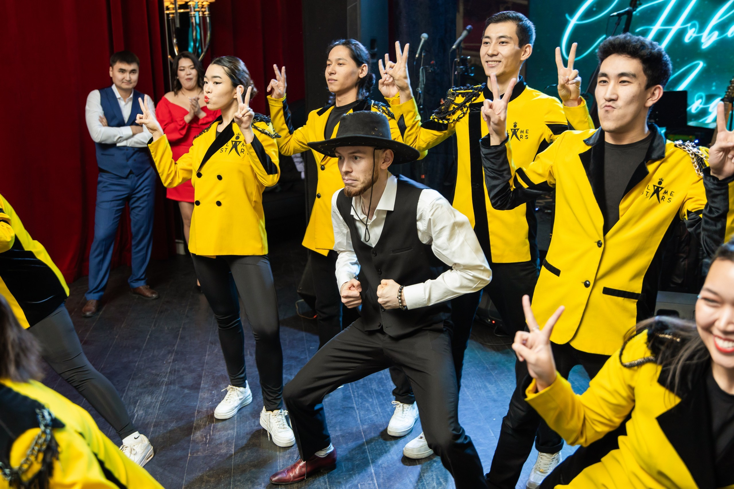 Корпоратив. Свадебный и студийный фотограф в Алматы Ильяс Кырбаев