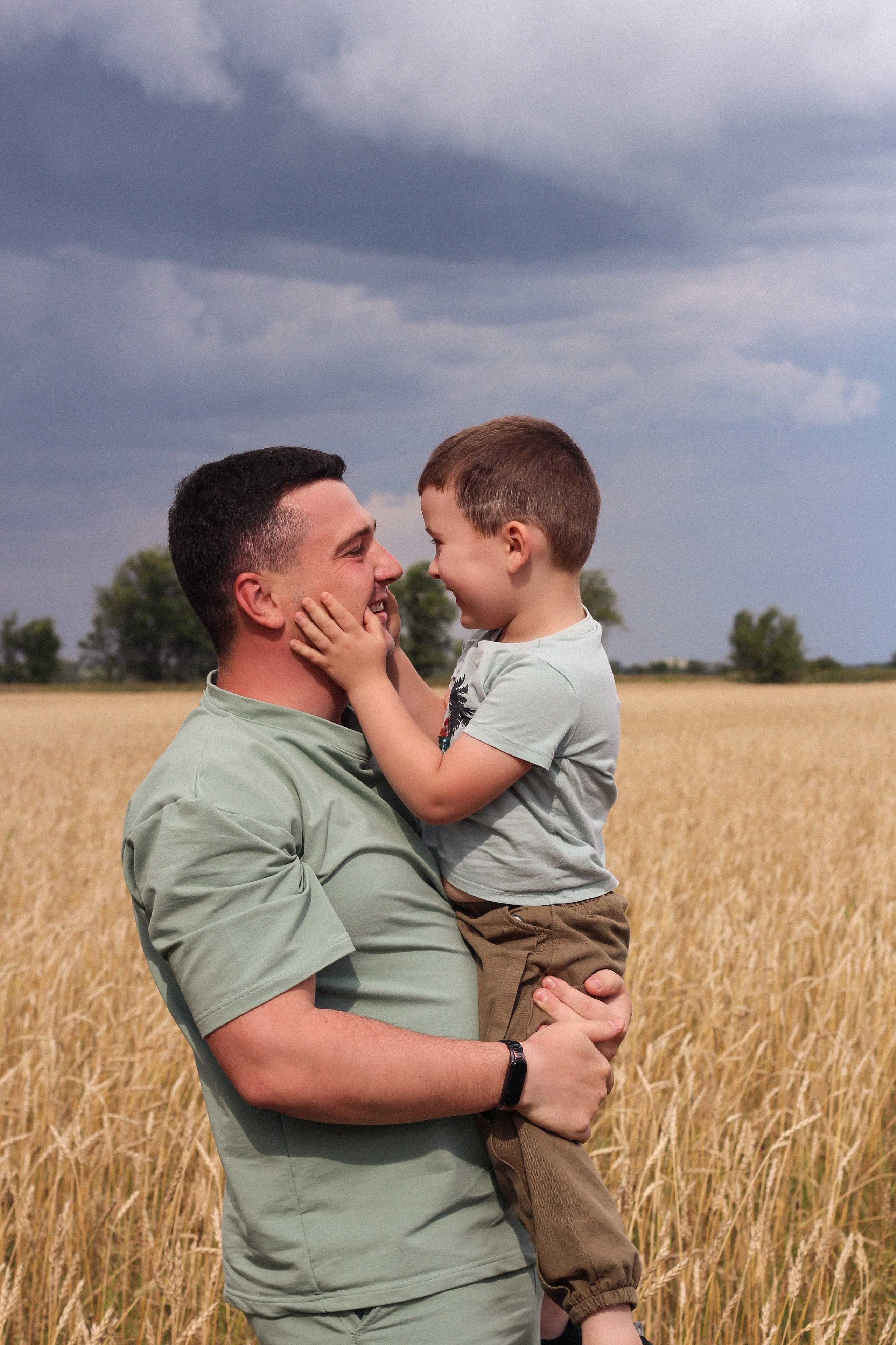 Семья Секретевых. Мания, портретный фотограф в городе Оренбург