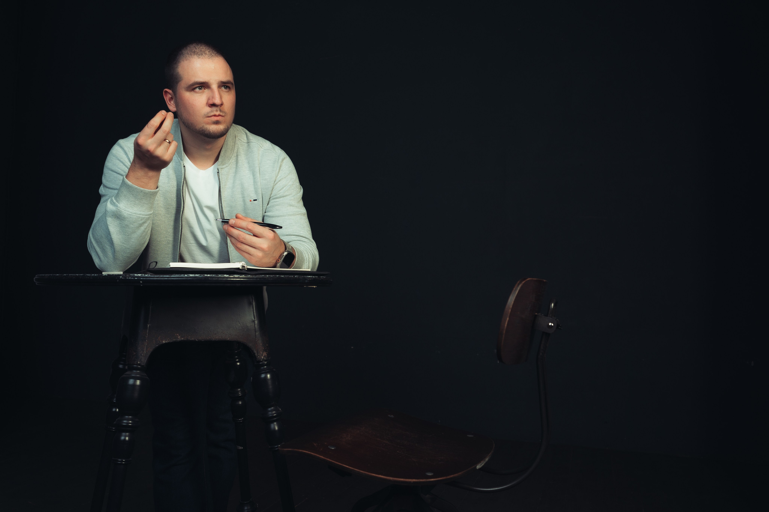 Никита Пустовалов — портретная съёмка. Иван Кубик — фотограф и видеограф