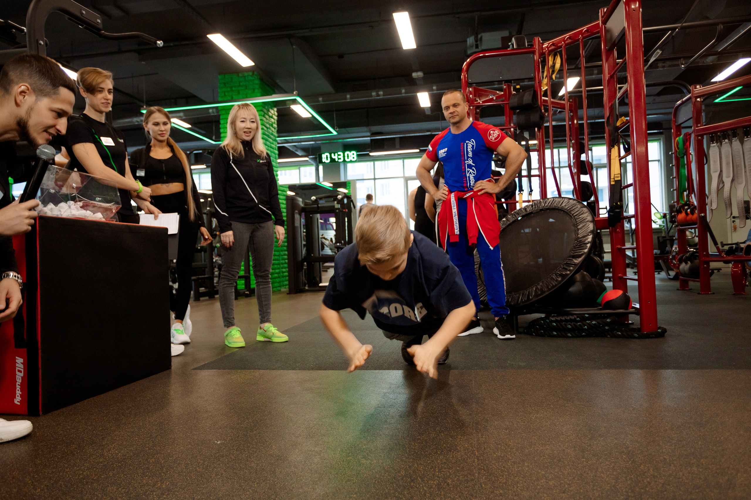 РЕПОРТАЖ: ФИТНЕСС-КЛУБ X-FIT. Профессиональный фотограф в Ижевске Леша Петров