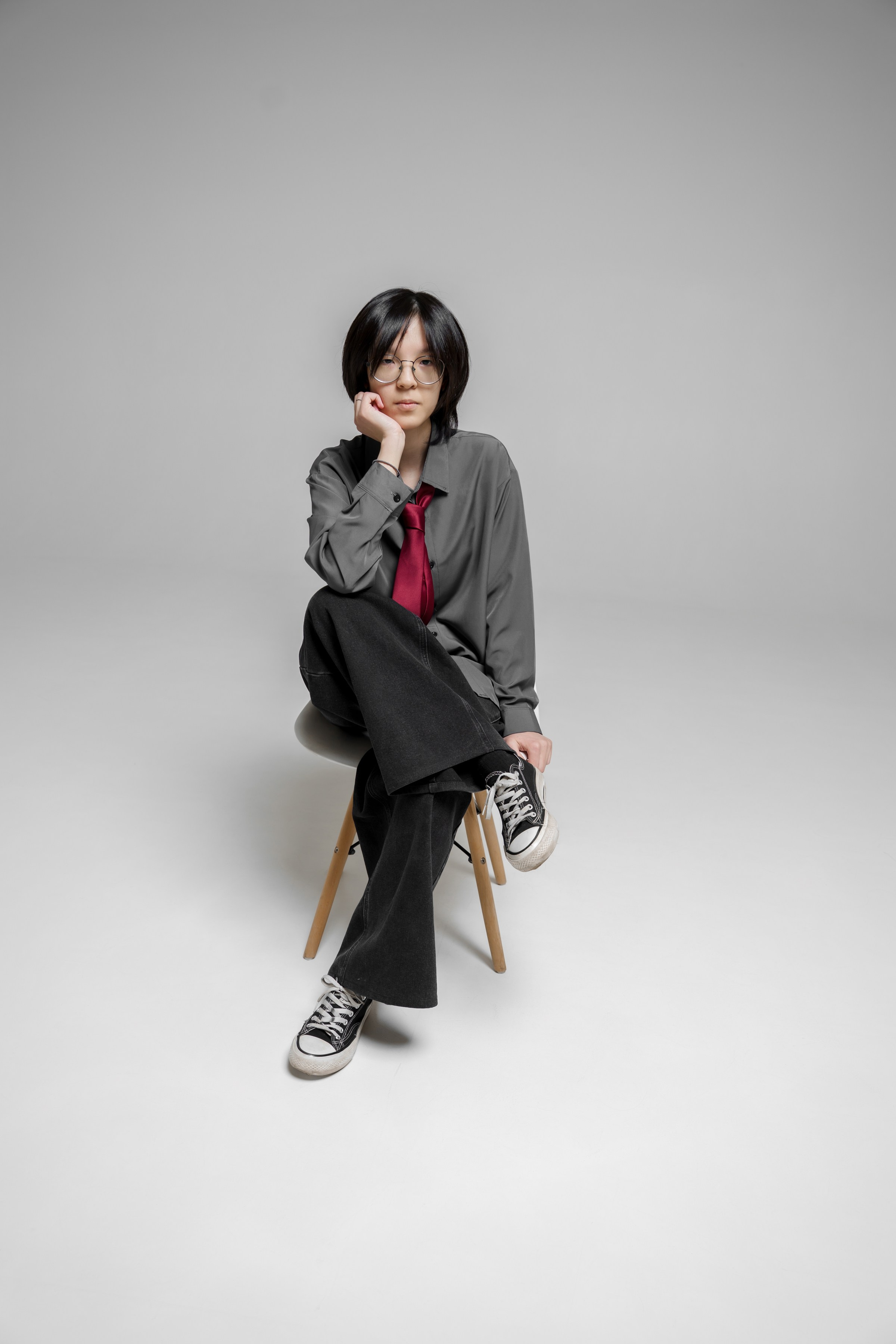 Портреты в студии на белом фоне. ВЫПУСКНЫЕ АЛЬБОМЫ, Школьный фотограф, семейный и свадебный в Саратове и области Ольга Плаксина