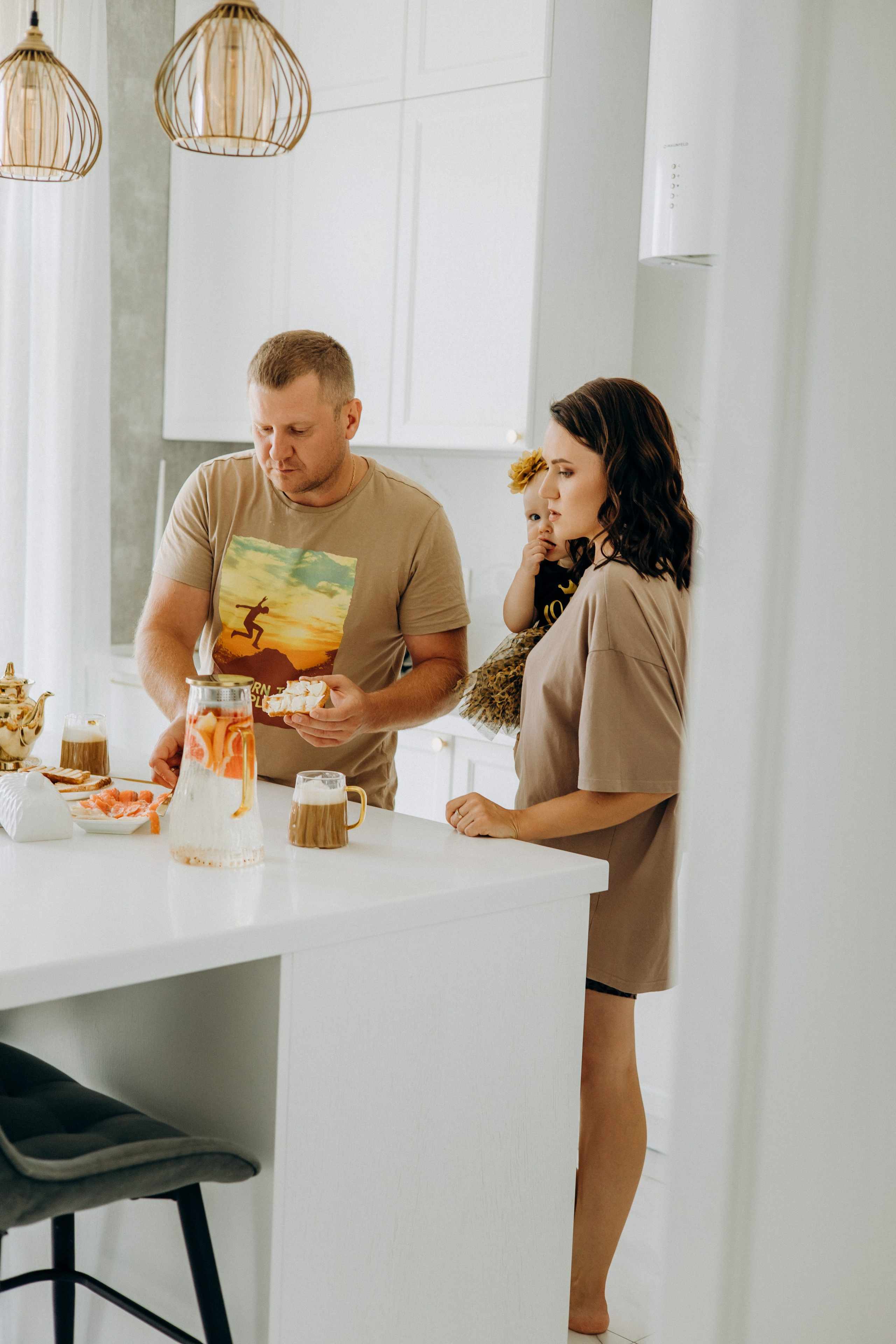Праздничный завтрак в кругу семьи. Портретный и семейный фотограф в Воронеже Ксения Ремизова