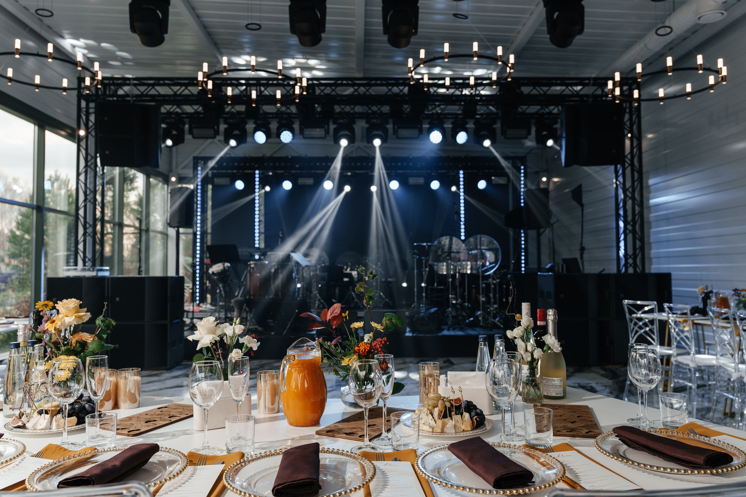 Торжество в Maru Park. Фотограф Кирилл Бабий