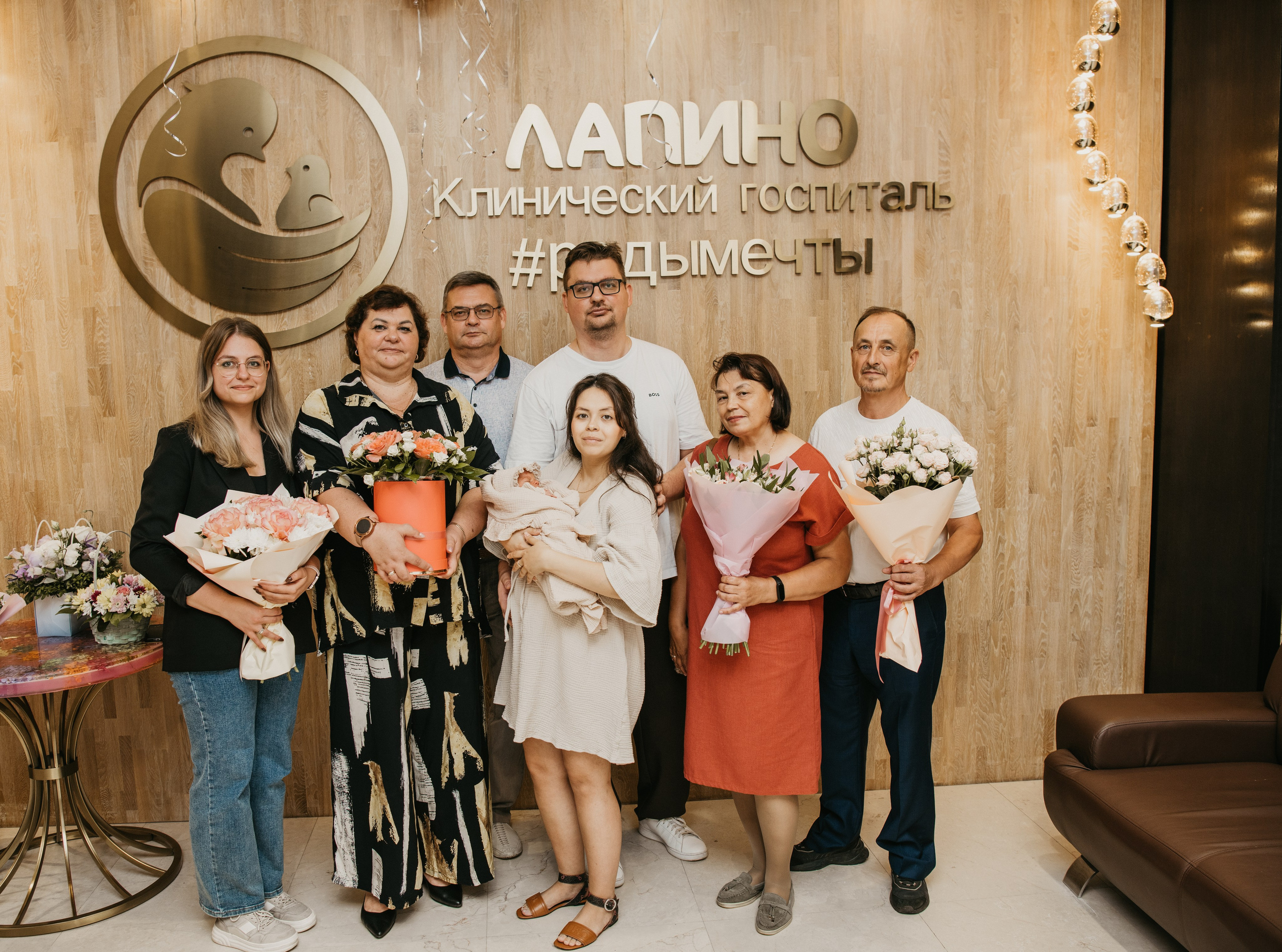 Выписка Таисии. Мать и дитя в Лапино. Фотограф на выписку из роддома в Москве и МО