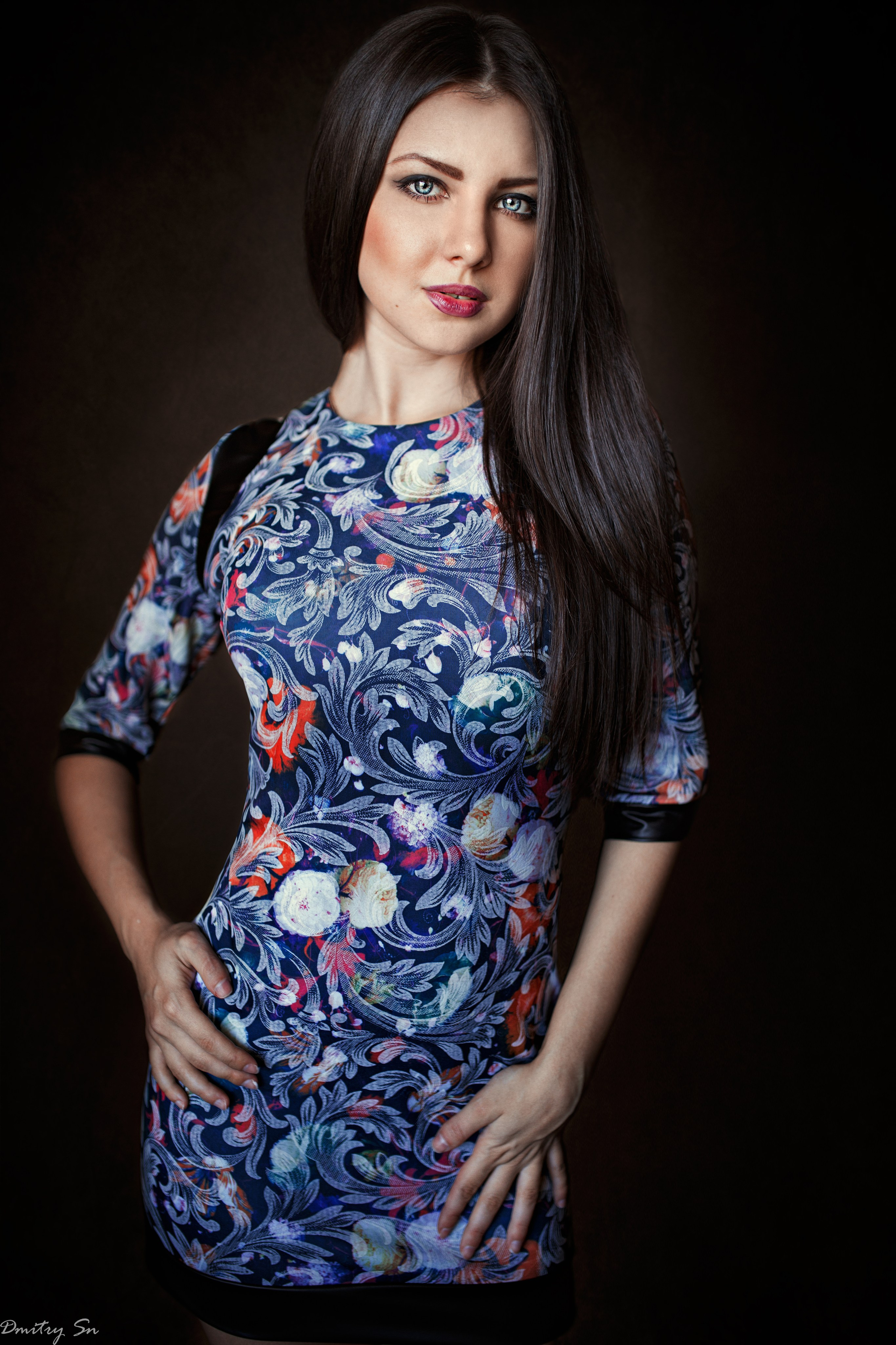 Фотосет с Кристиной у окна в формате для «себя»