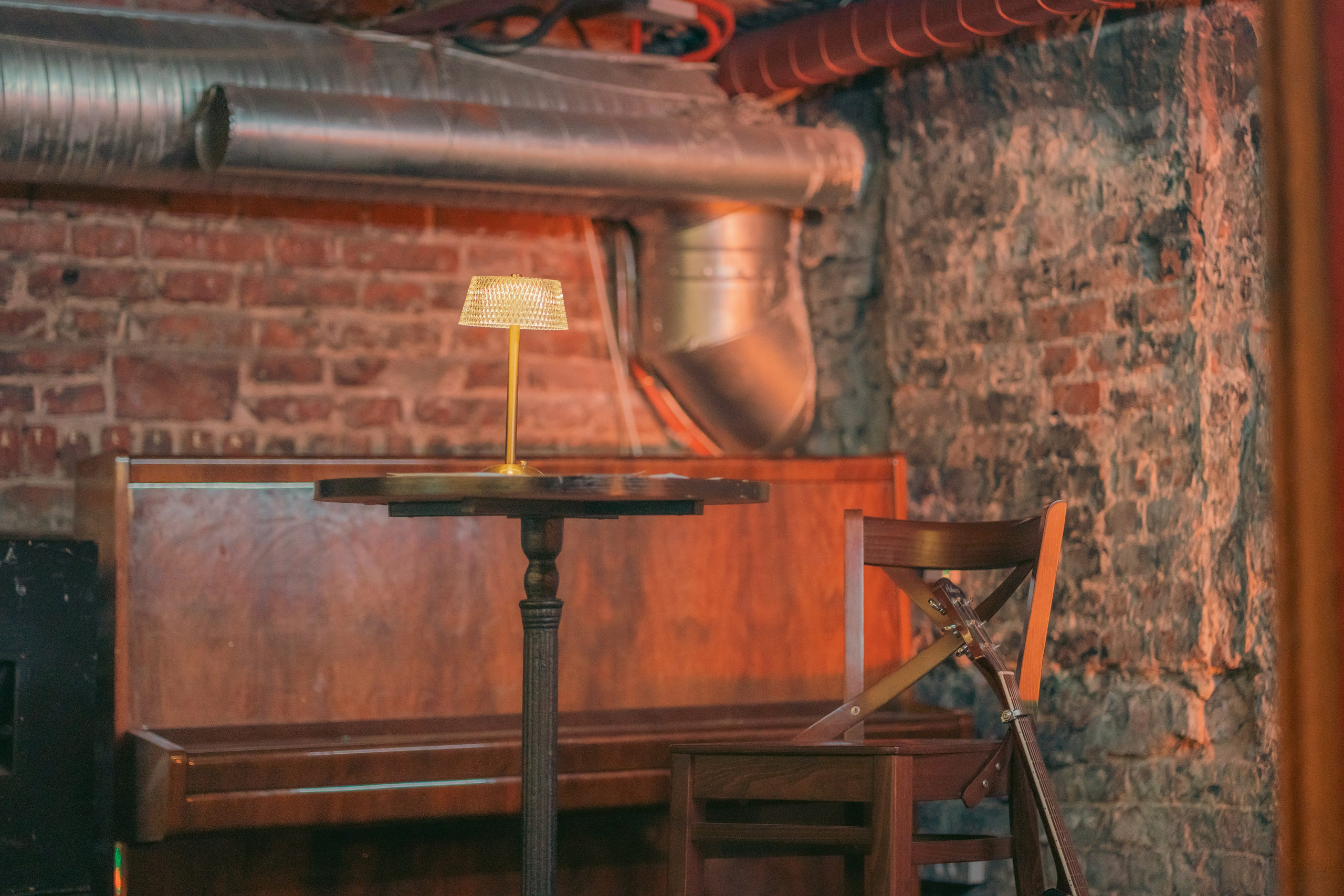 Презентация поэтического сборника. Творческие фотосессии в Москве. Фотоальбом лидера группы ЯЛО