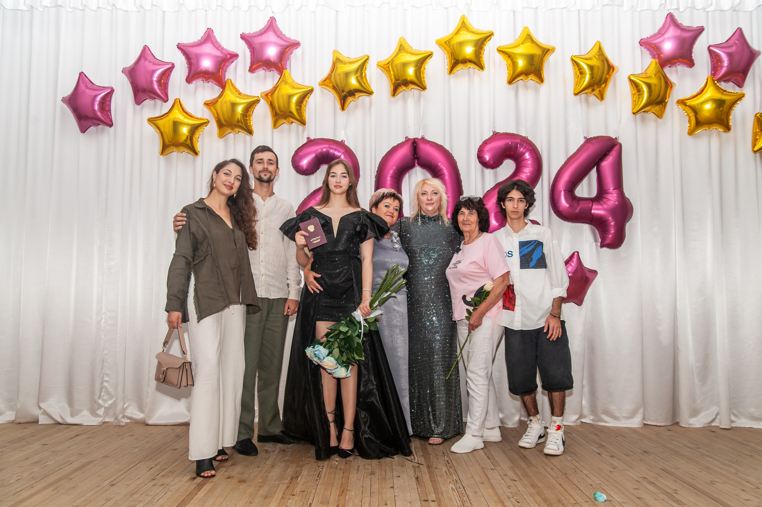 Выпускной МАОУ СОШ № 17 им. Эдуарда Есаяна. Свадебный и семейный фотограф Денис Лукьянов в Краснодаре, Краснодарском крае и Республике Крым