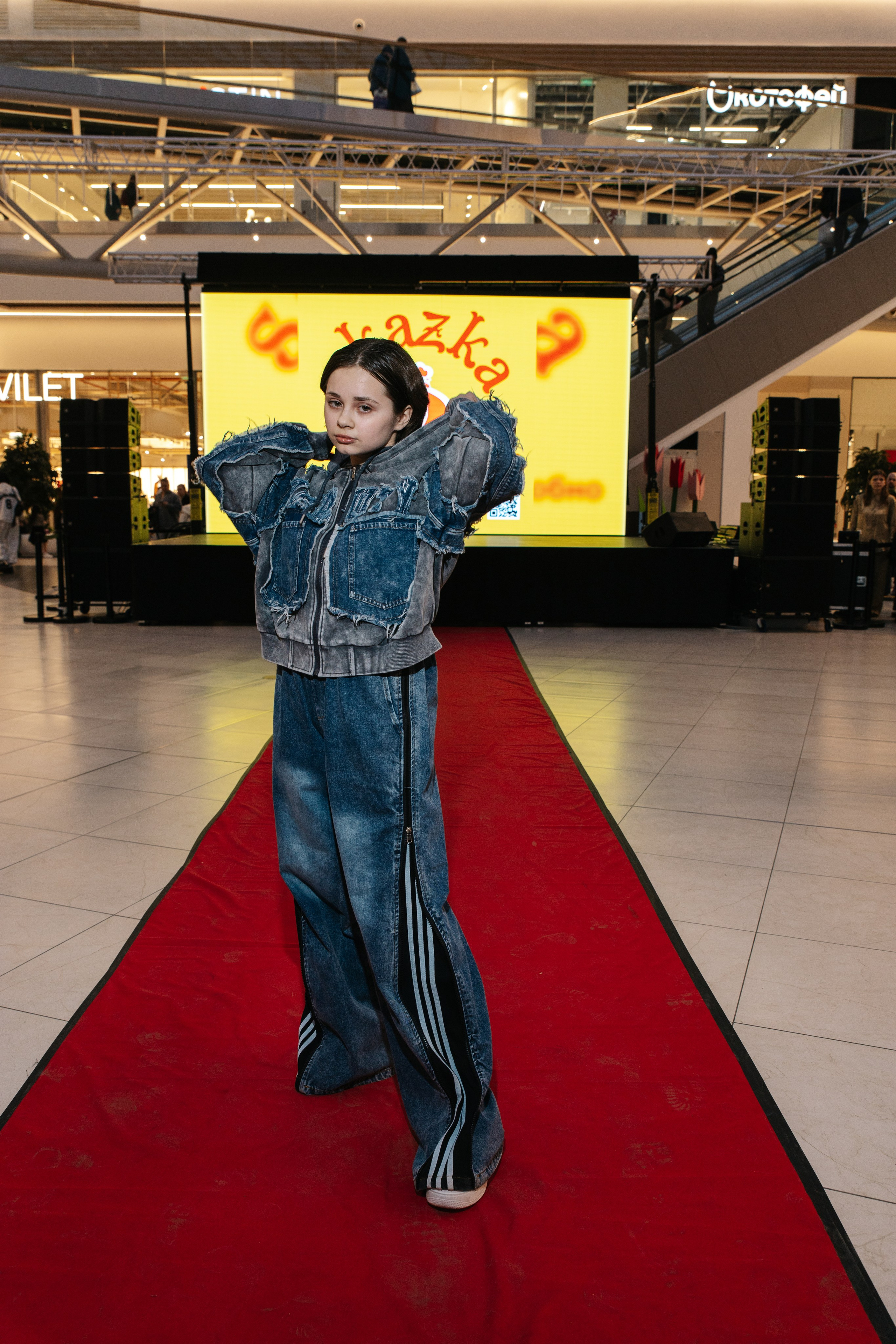 Показ HAPPY KIDS. Анна Таркина