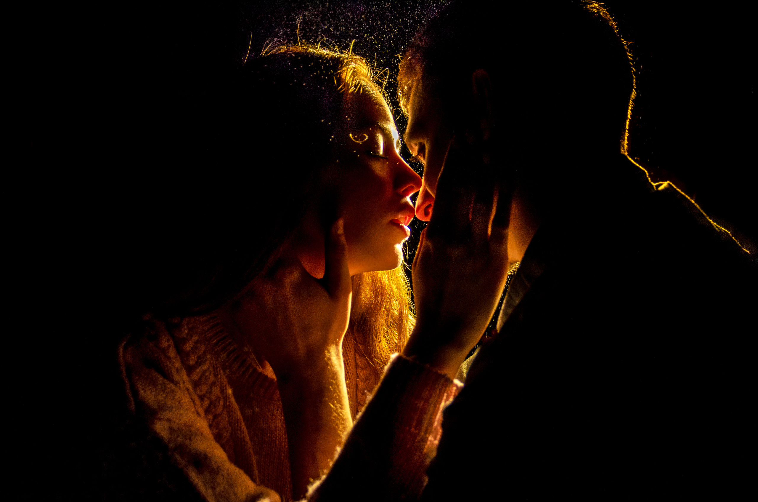 Свадьбы. Спасибо за проявленный интерес к моему творчеству! Меня зовут Россохат