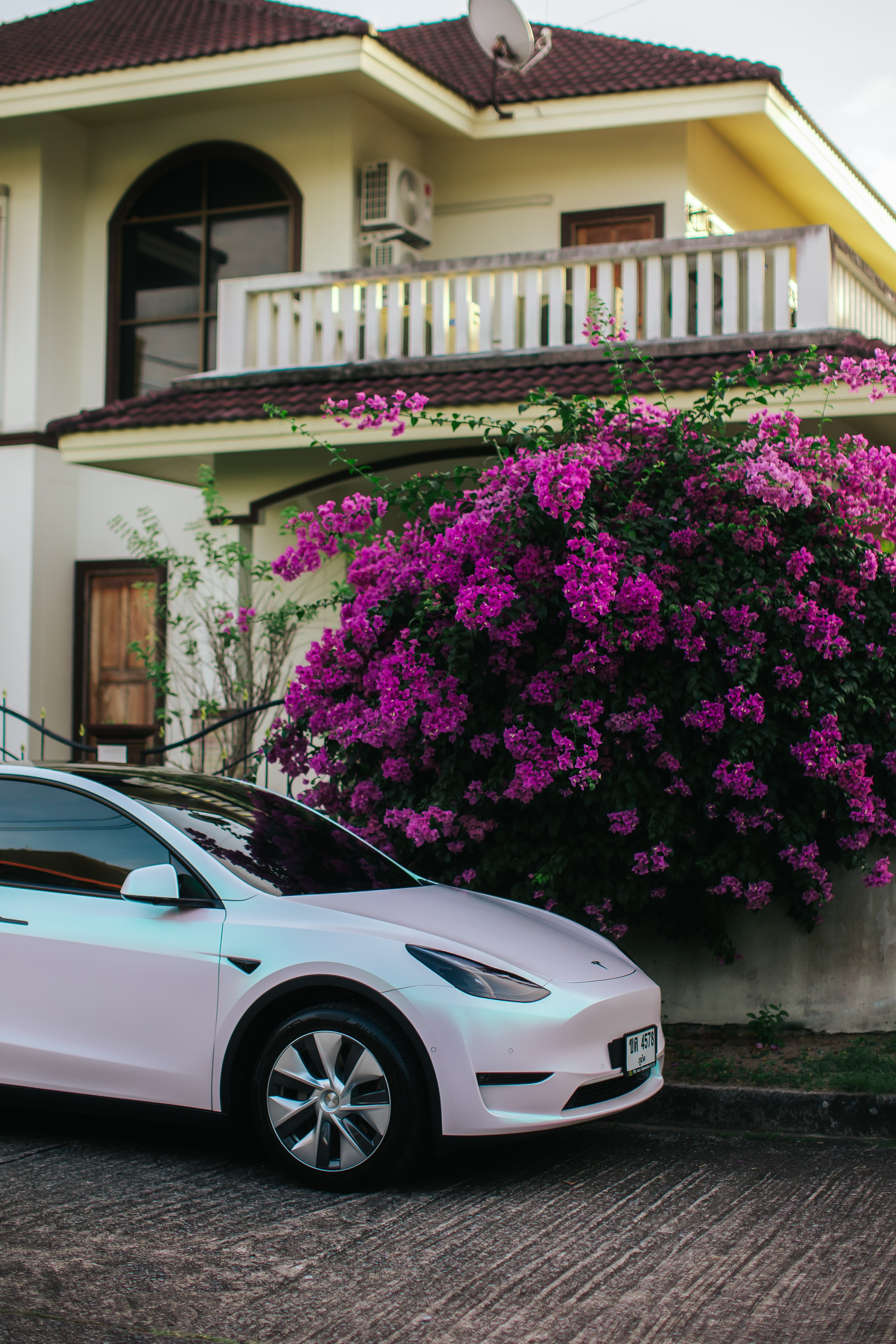 Tesla Model 3 Pearl. Фотограф в на Пхукете Сергей Войлоков