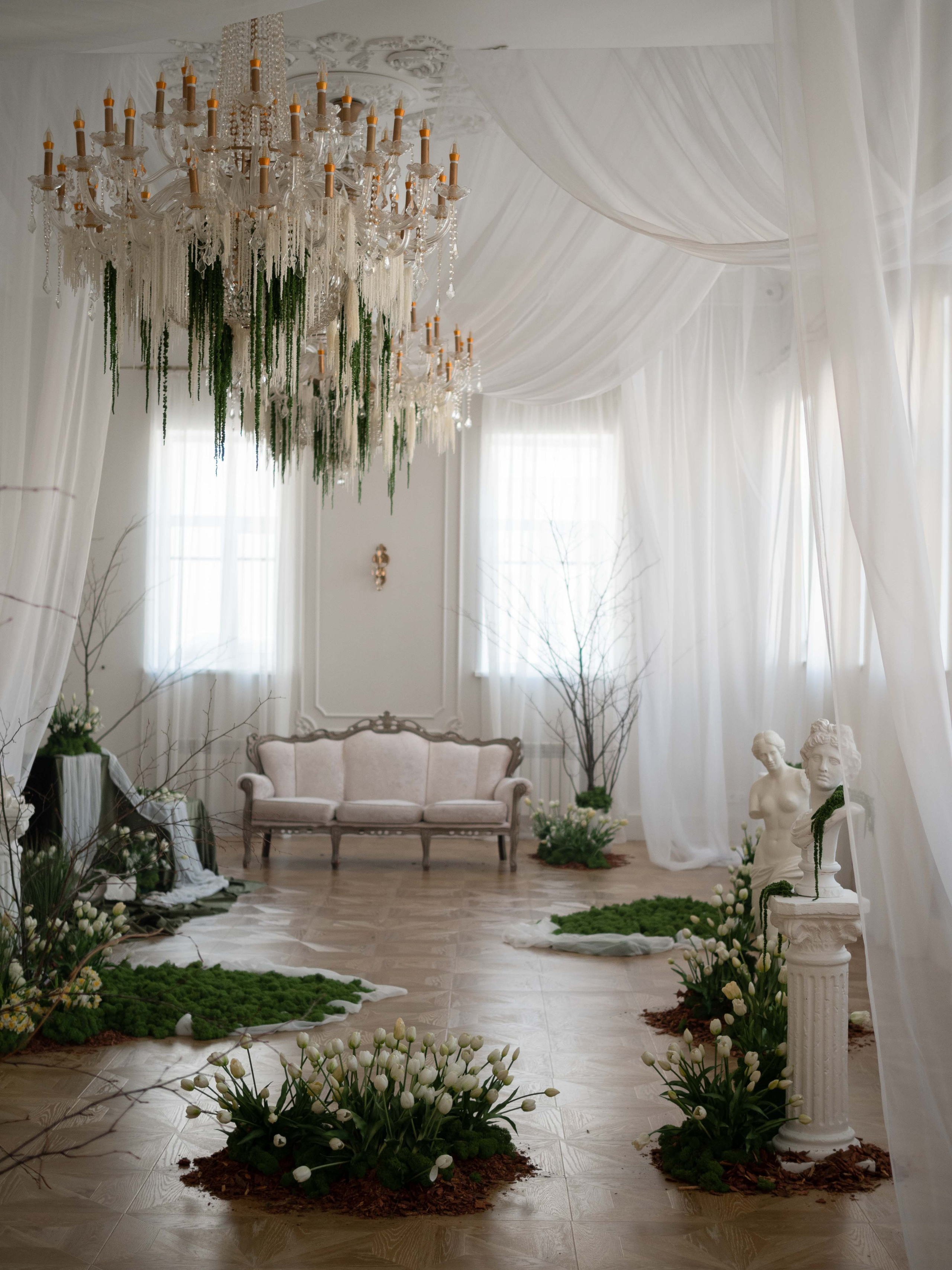 Зал Версаль. Фотостудия и пространство под мероприятия studio1884 в Казани