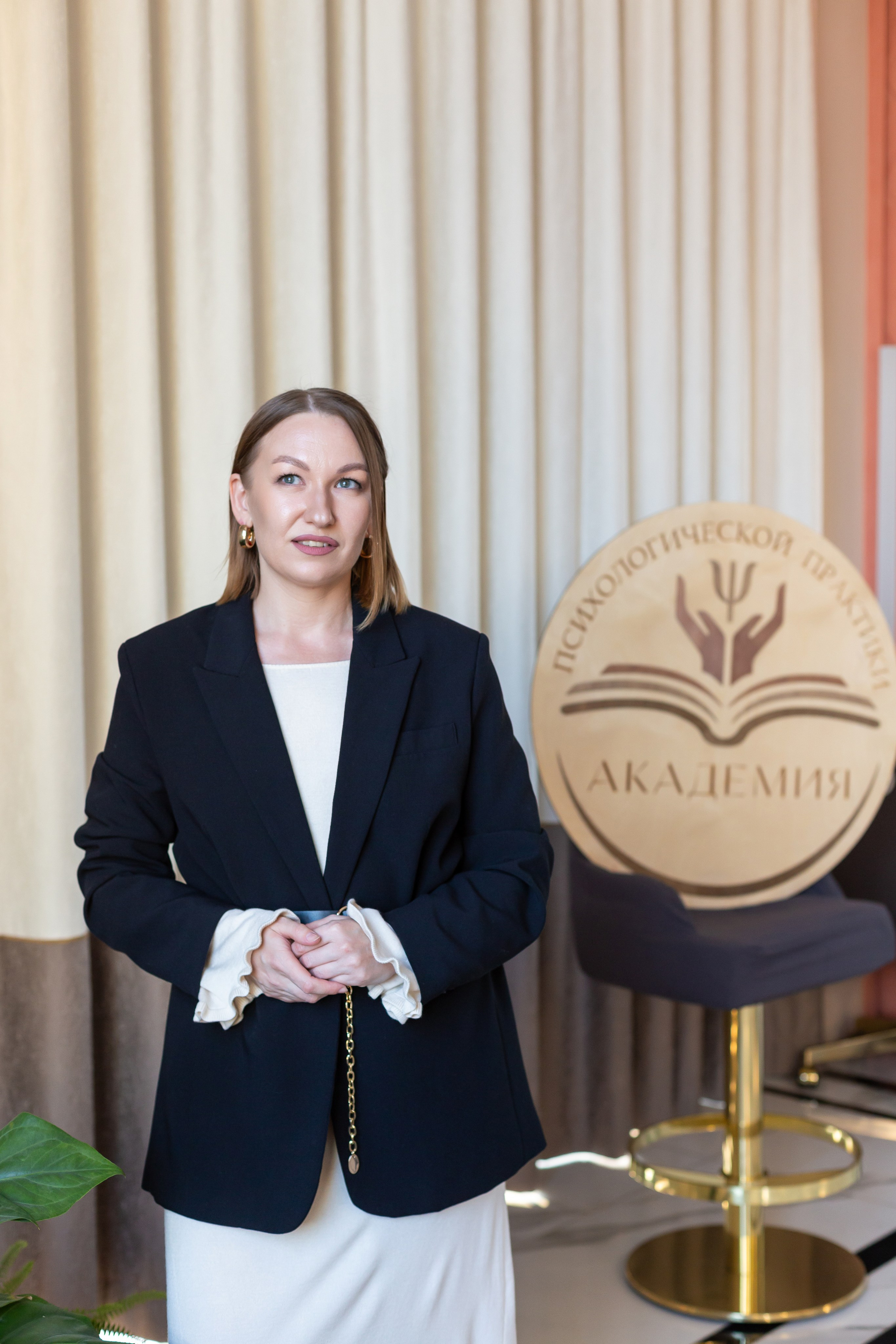 Выпускной курса психологов. Ирина Квасова | Фотограф в стиле VOGUE | Тюмень