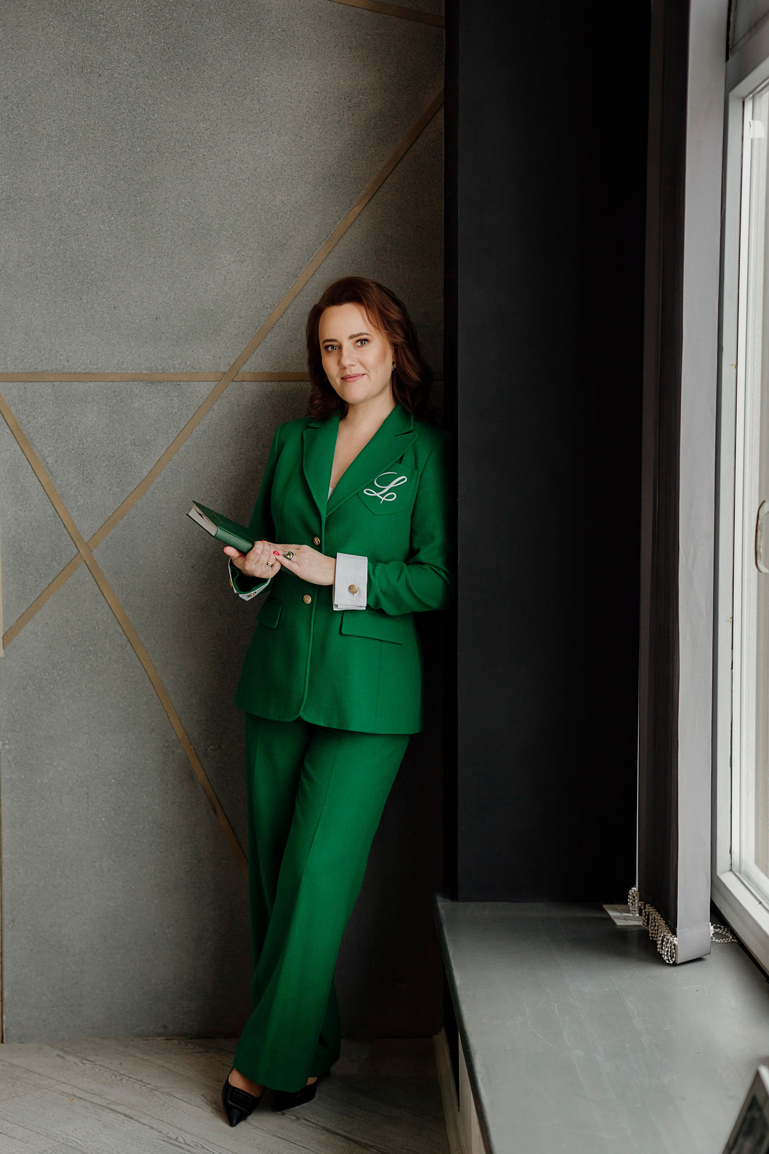 Деловая фотосессия для директора школы. Деловая и Бизнес съемка в  Москве Инесса Грушко