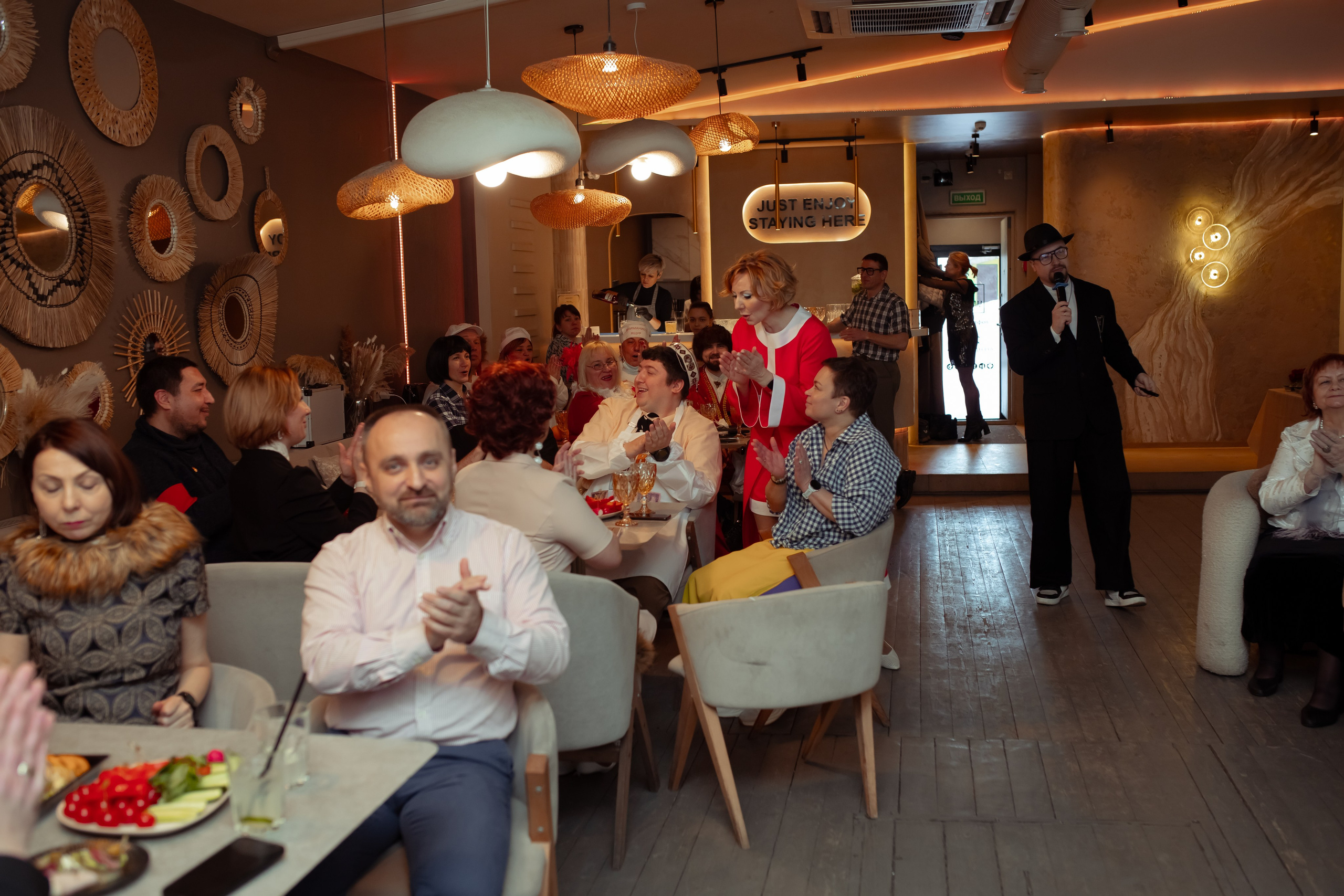 Юбилей Анны в стиле Гайдая. Семейный и детский фотограф в Москве Дорогова Екатерина