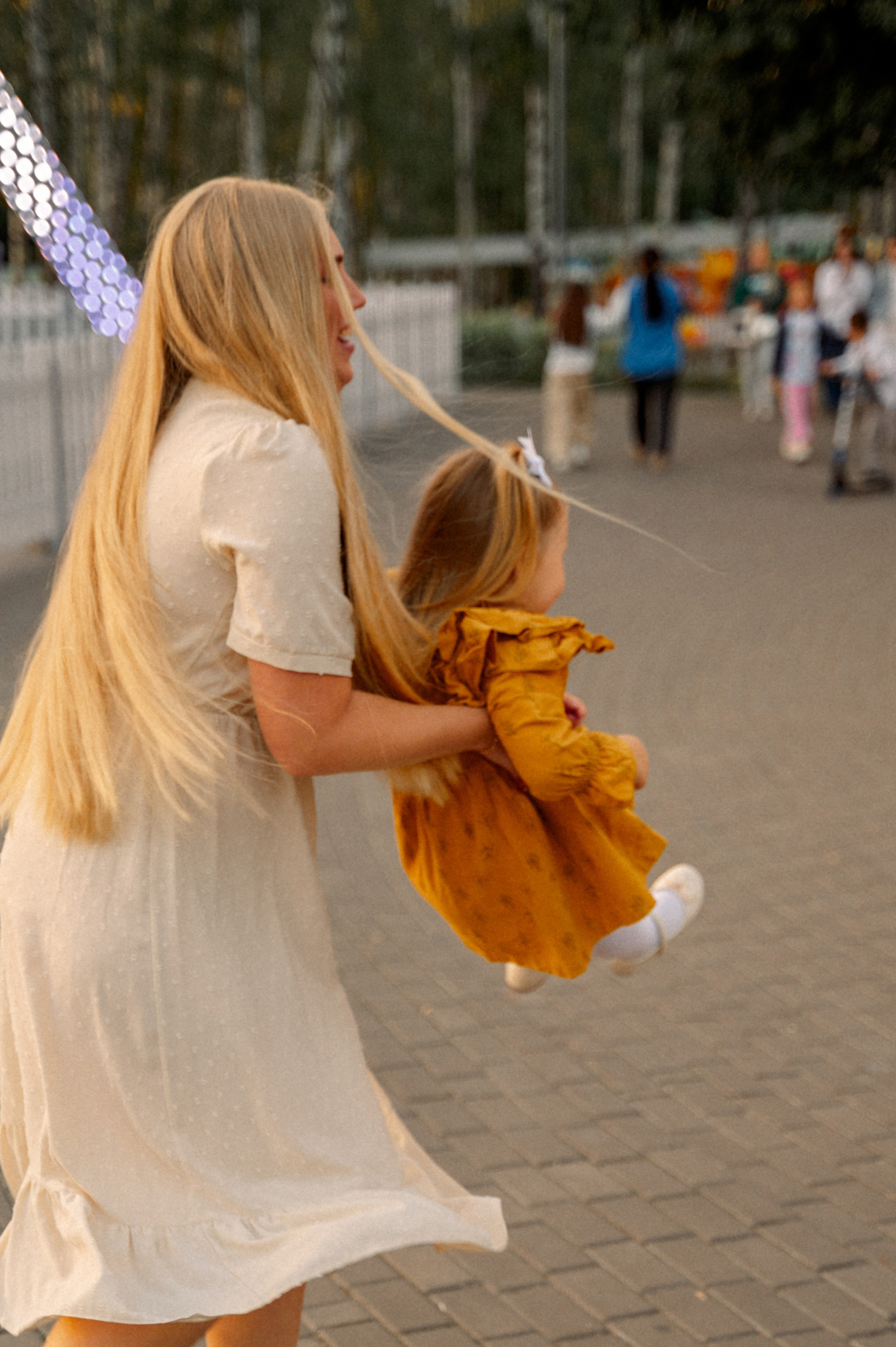 Семейная прогулочная фотосессия. Свадебный и семейный фотограф в Чебоксарах Ирина Левнер