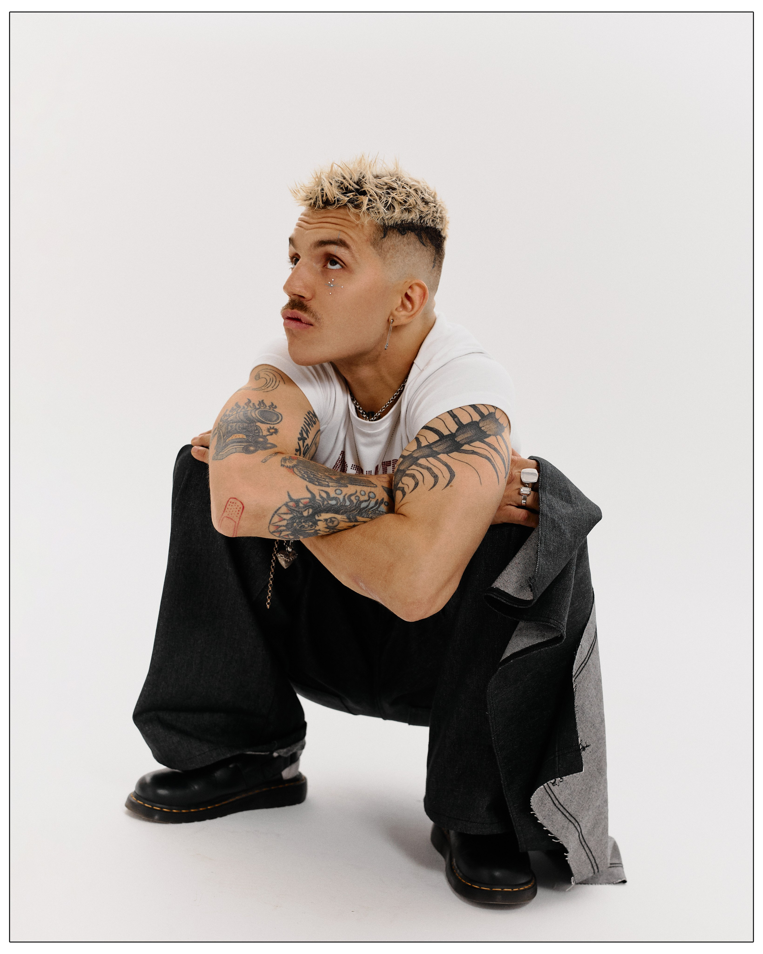 Vanya. Влада Зюзина — adalwzet posmotri — коммерческий фотограф в Москве — портретный фотограф, фотограф для брендов