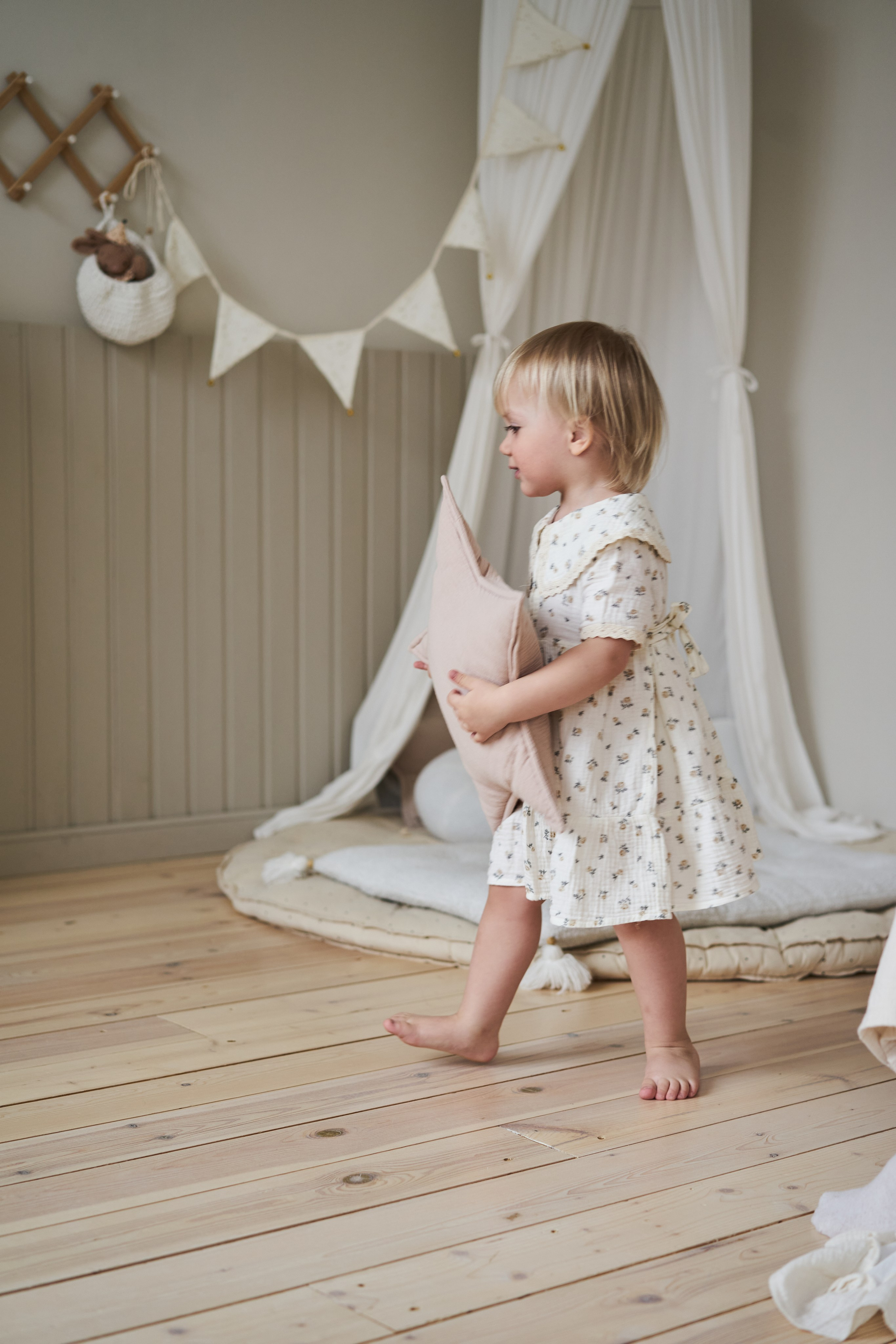 Семейная фотосессия в студии. Фотограф Екатеринбург Кокшарова Александра