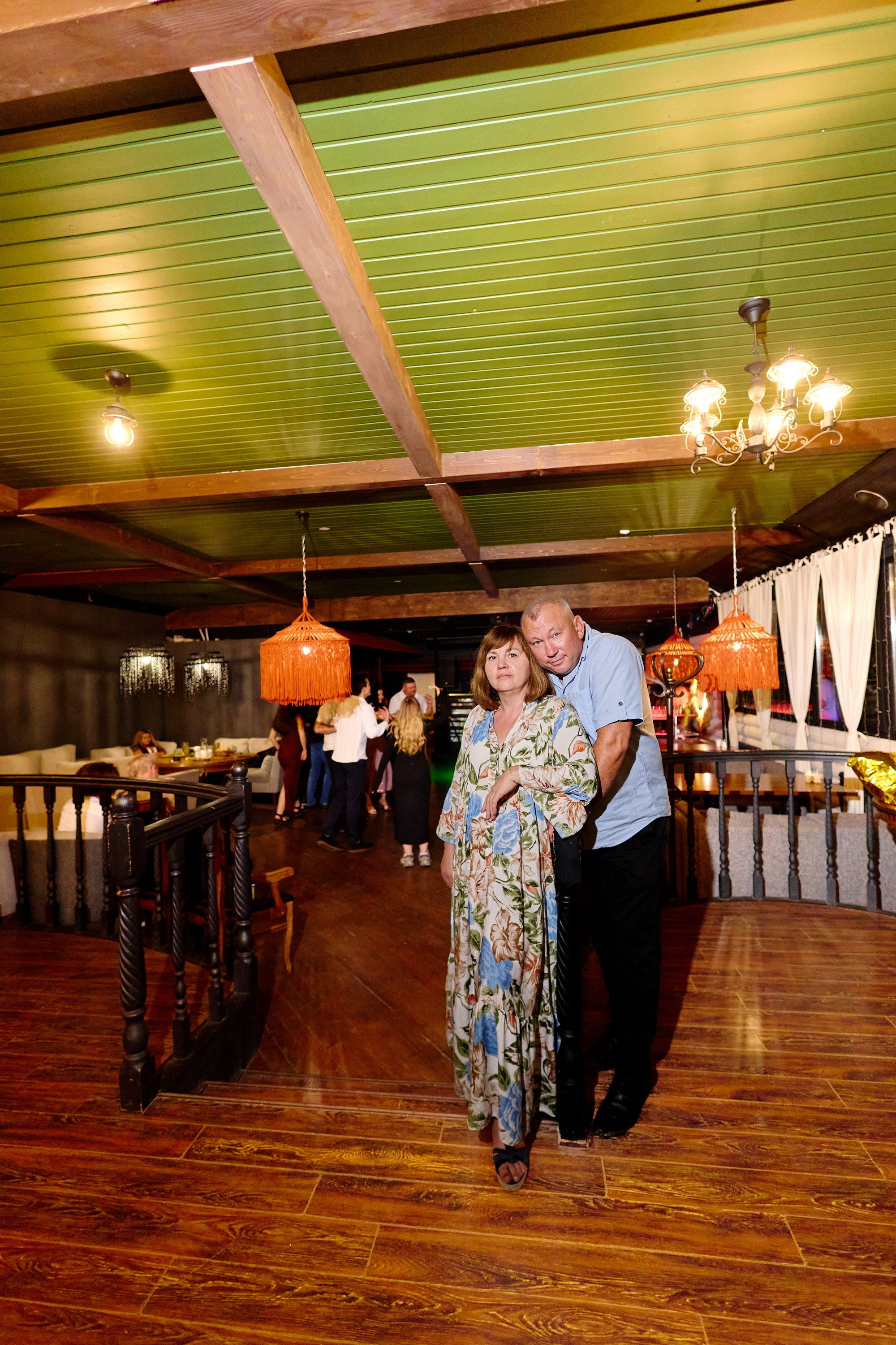 Выпускной 35 Сош. Фотограф Выпускные альбомы Таганрог Сергей Коробченко