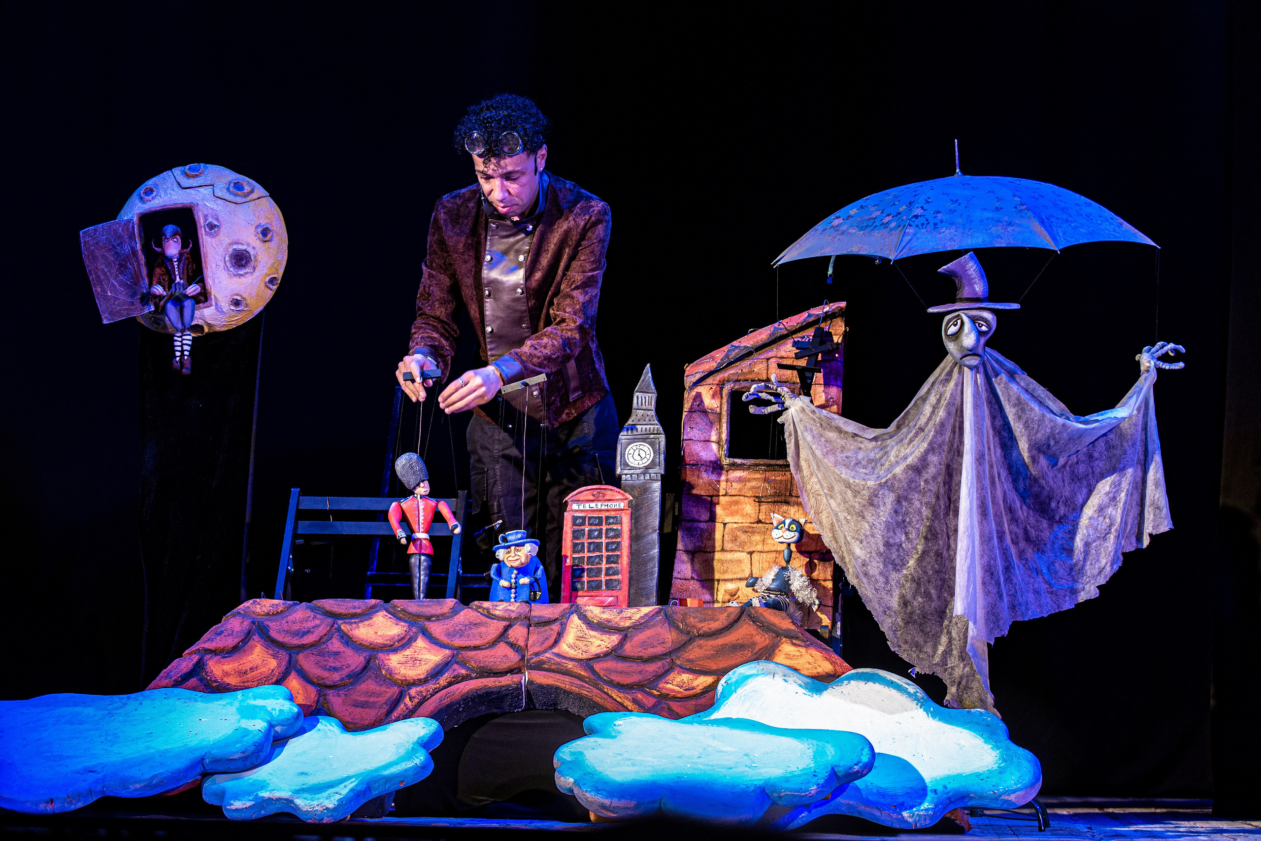 Человек с луны — спектакль кукольного театр Саквояж. Фотограф в Сочи Юрий Шептаев