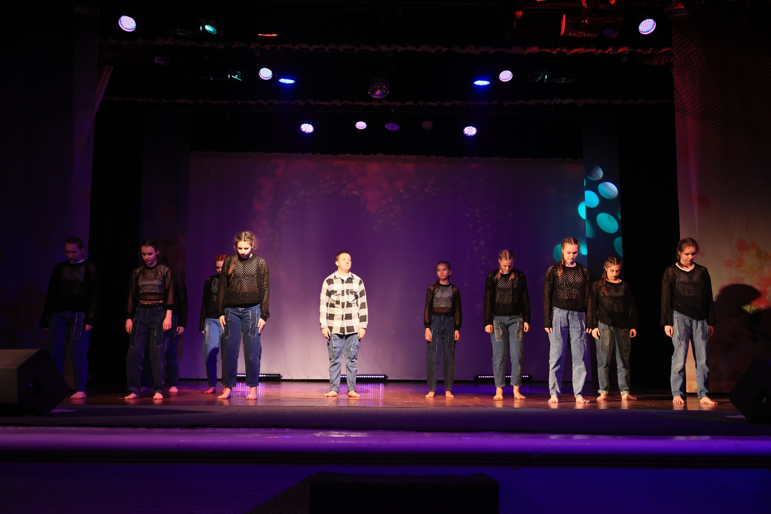 Концерт к 8 Марта в ДК «Металлург» г. Тула. Фотограф в Туле Крупский АнДРей. Фотостудия «КАДР71» в Туле