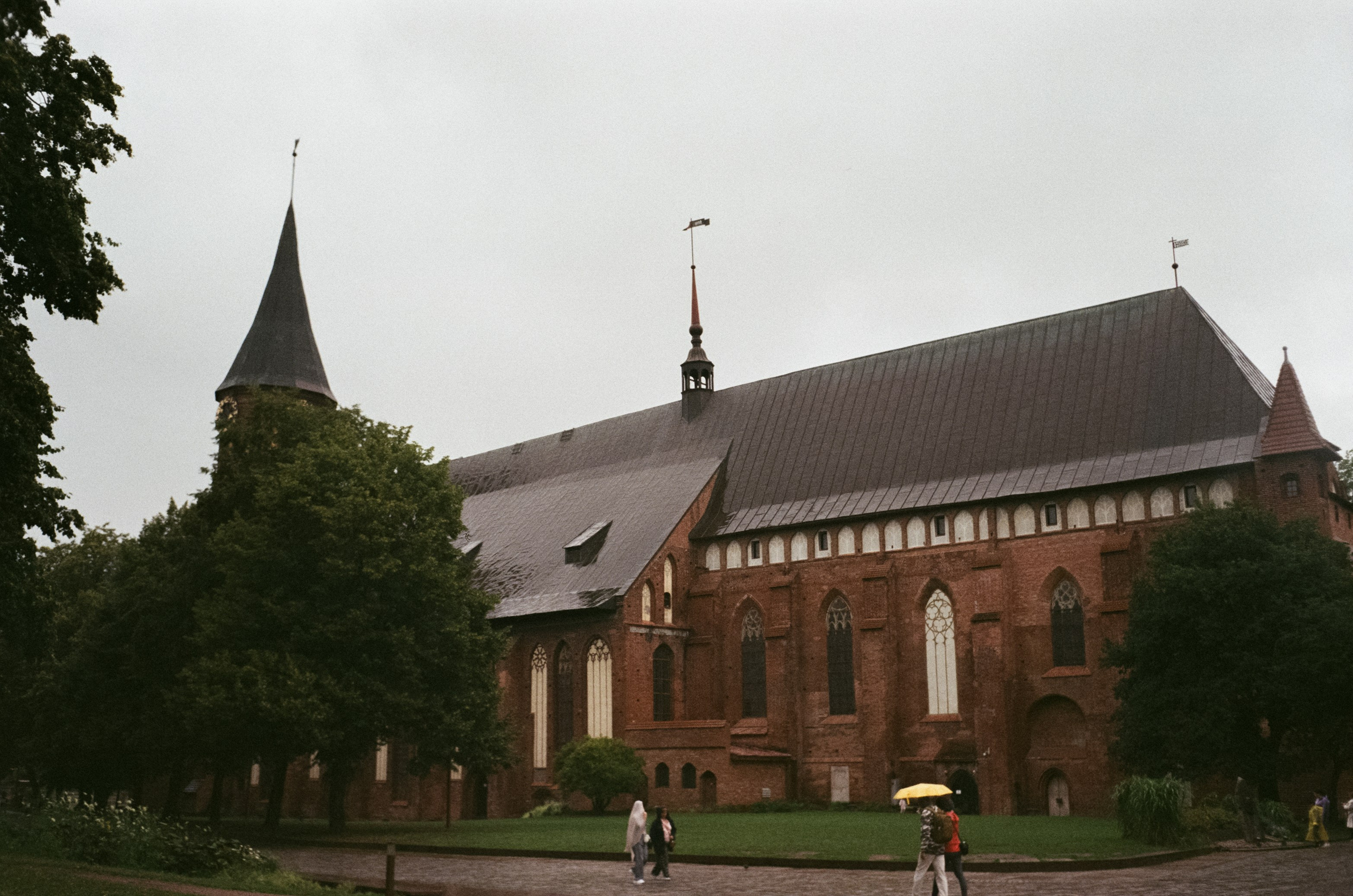 Калининград остров Канта, Кафедральный собор / Minox 35 GT (2)