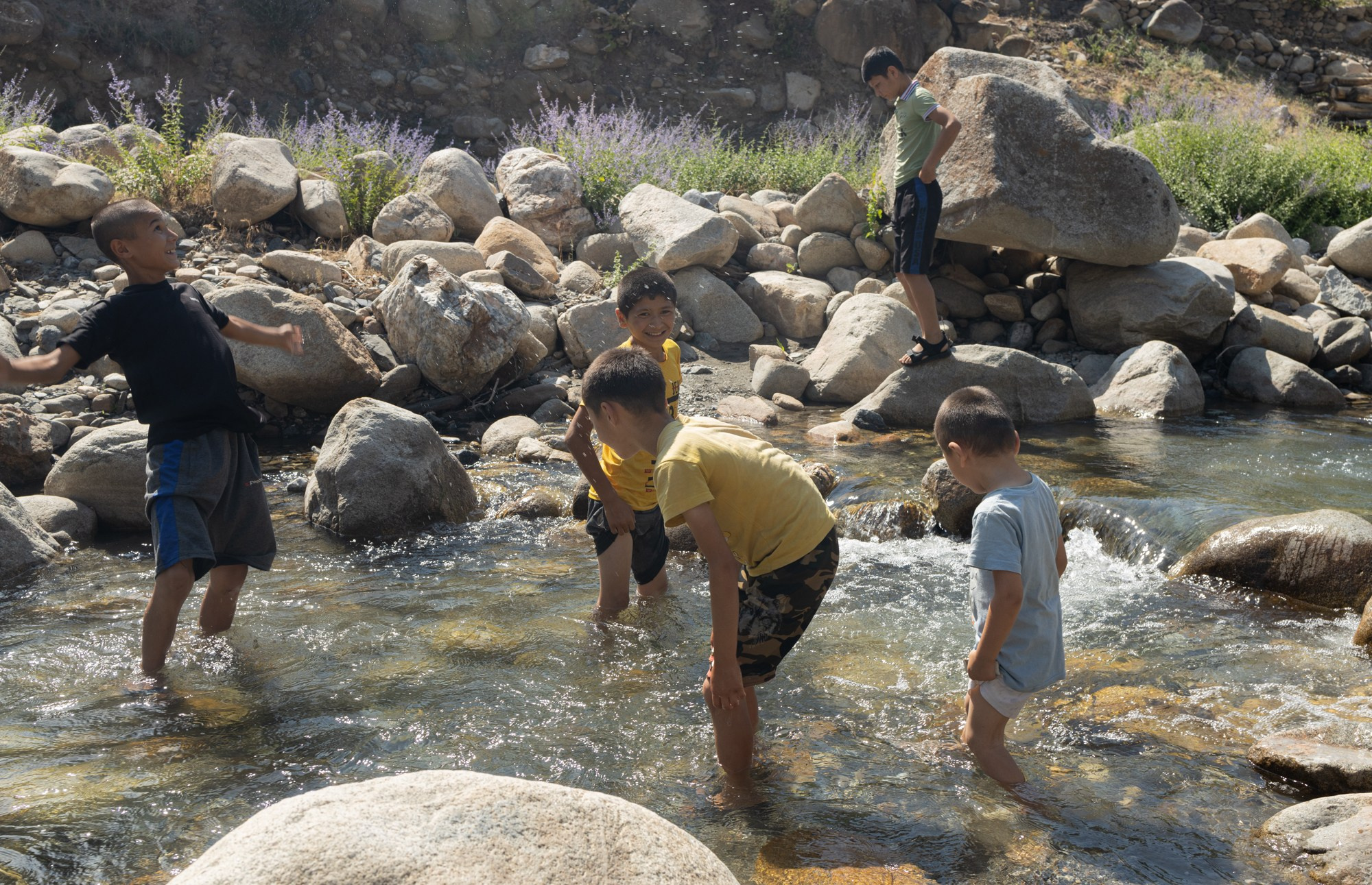 Uzbekistan daily. Commerce & art photographer
