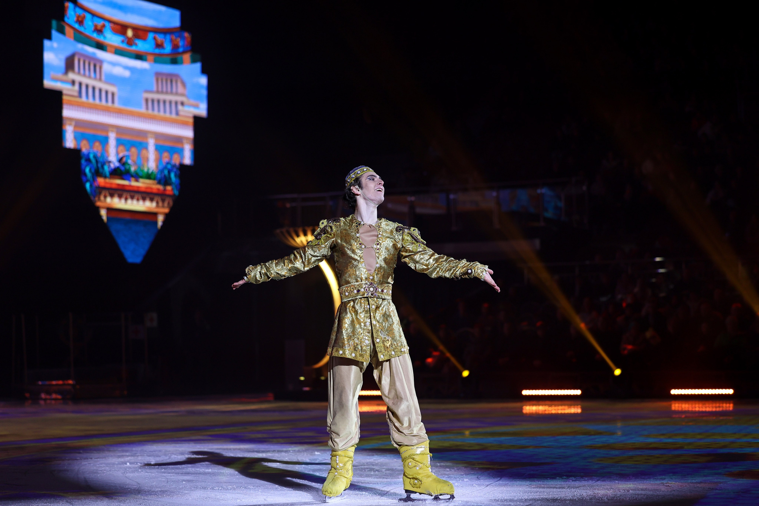 «История любви Шахеризады» шоу на льду 03.01.2024. Спортивный и репортажный фотограф Антон Тереханов