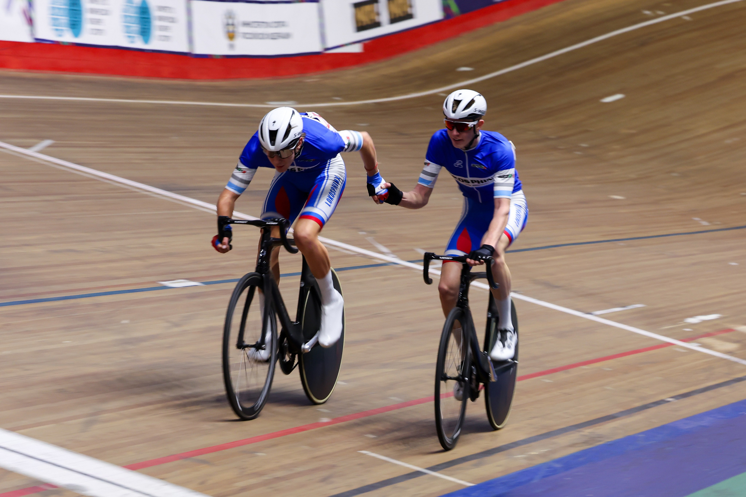 Кубок России велотрек гонка Мэдисон 21.01.2025. Спортивный и репортажный фотограф Антон Тереханов