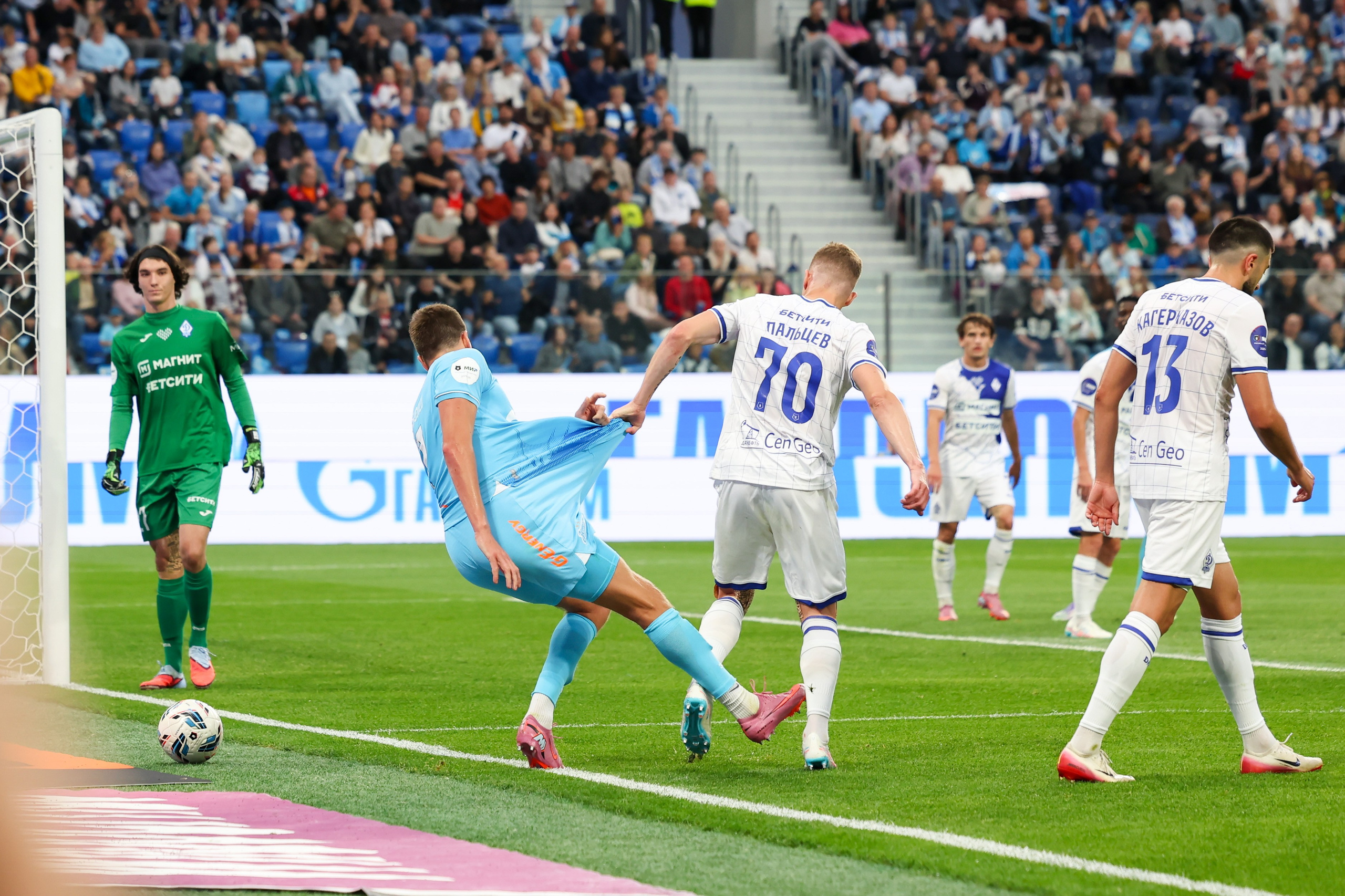 ФК «Зенит» — ФК «Динамо» Махачкала 23.08.2025. Спортивный и репортажный фотограф Антон Тереханов