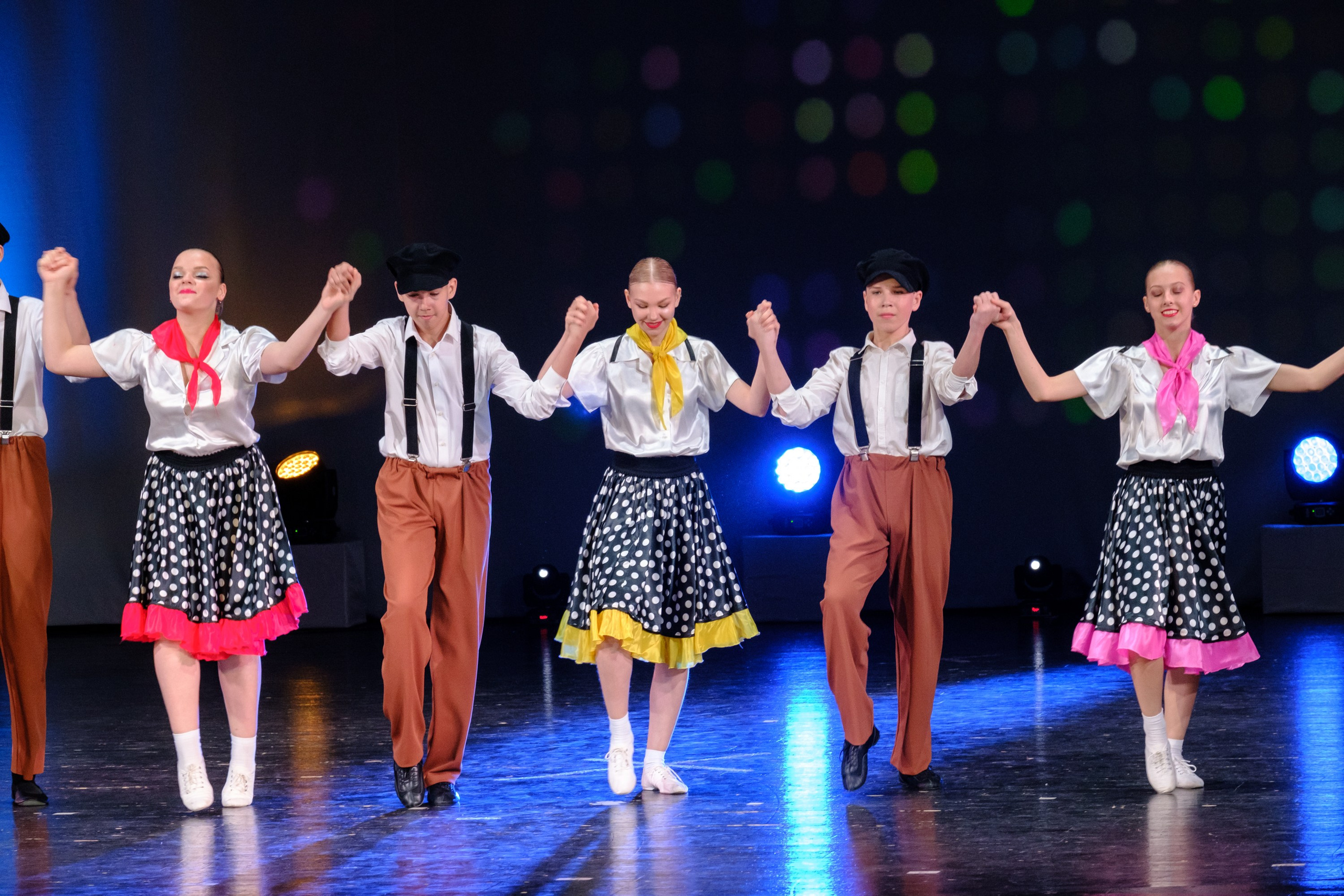 Параллели апрель 2024. Семейный, репортажный, арт, предметный фотограф в Липецке Олеся Межова