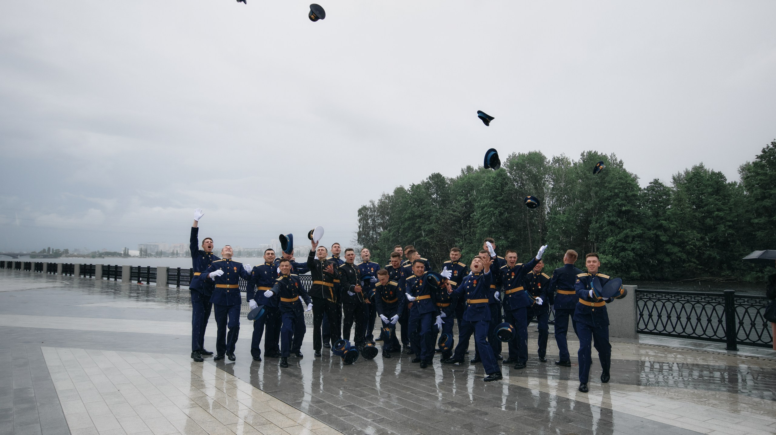 Выпуск Военно Воздушной Академии. Свадебный и репортажный фотограф Дмитрий Кононенко