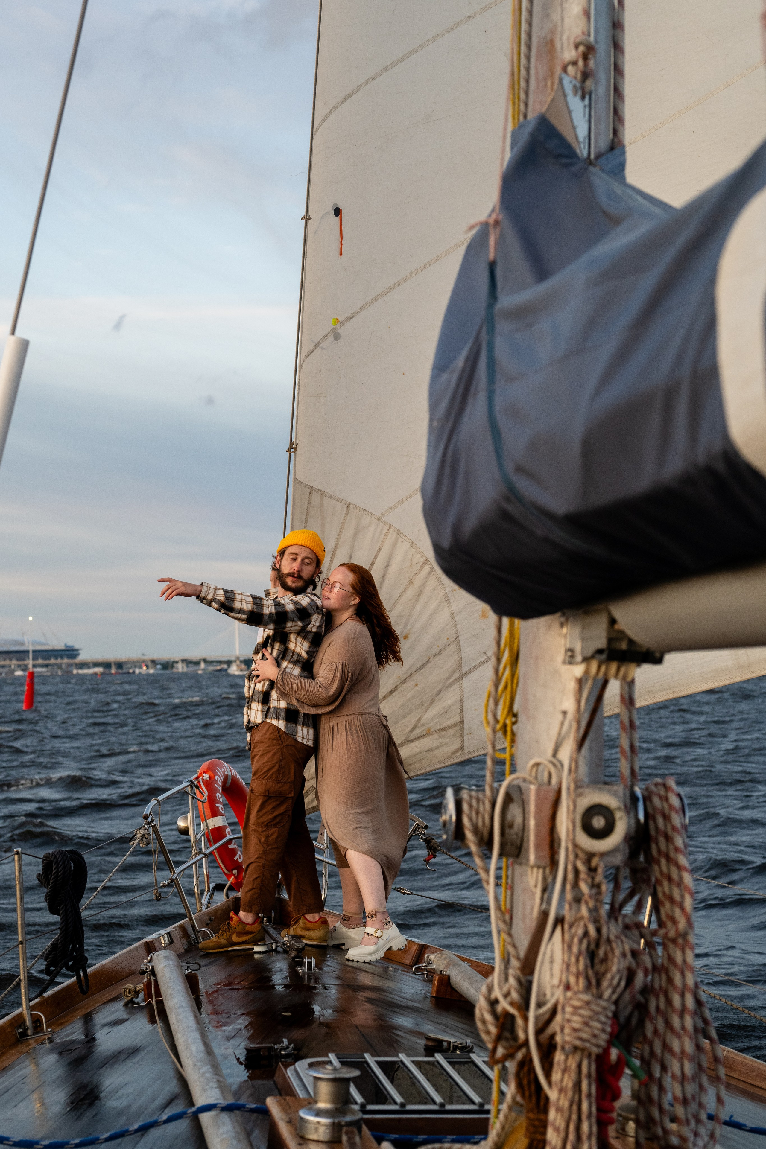 Даниил и Виктория. Яхта. Свадебный и семейный фотограф в СПб Валерия Фомичева