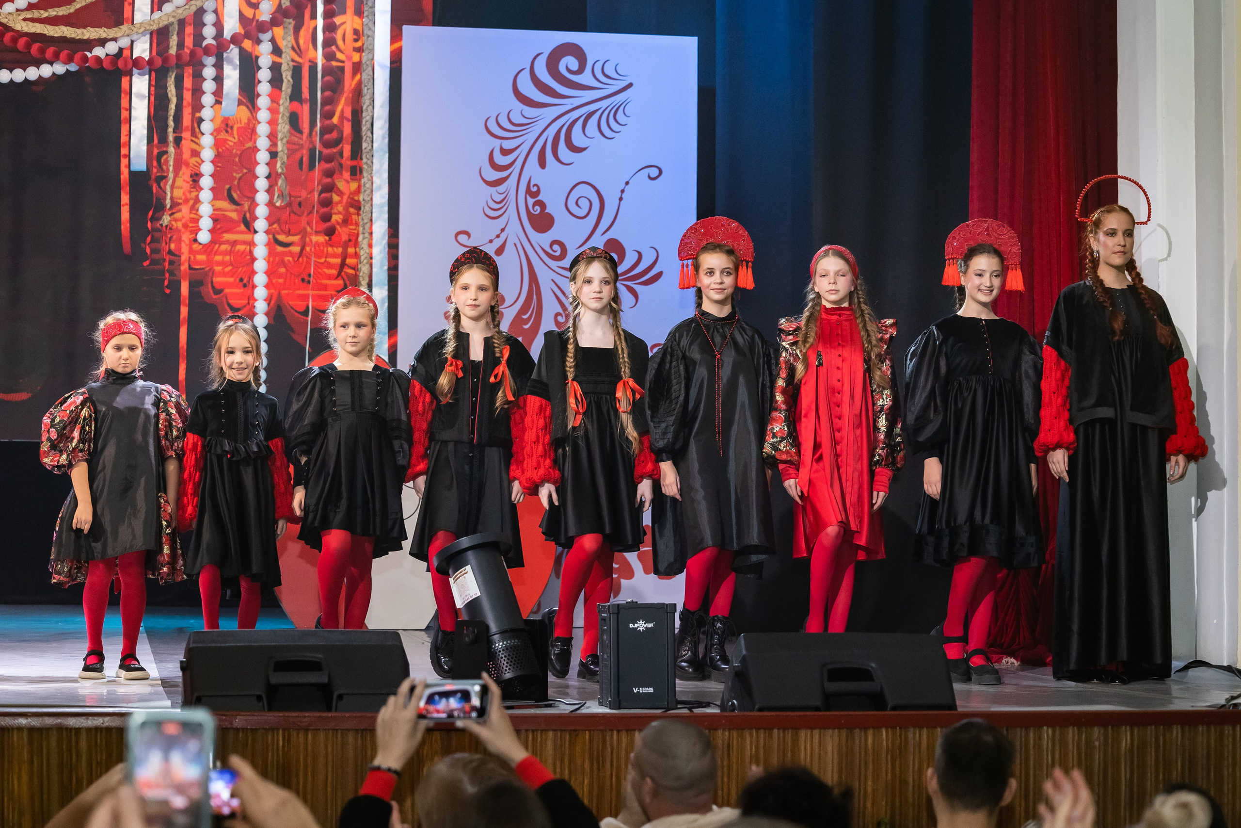 Показ Happy Kids. Выпускные альбомы во Владивостоке