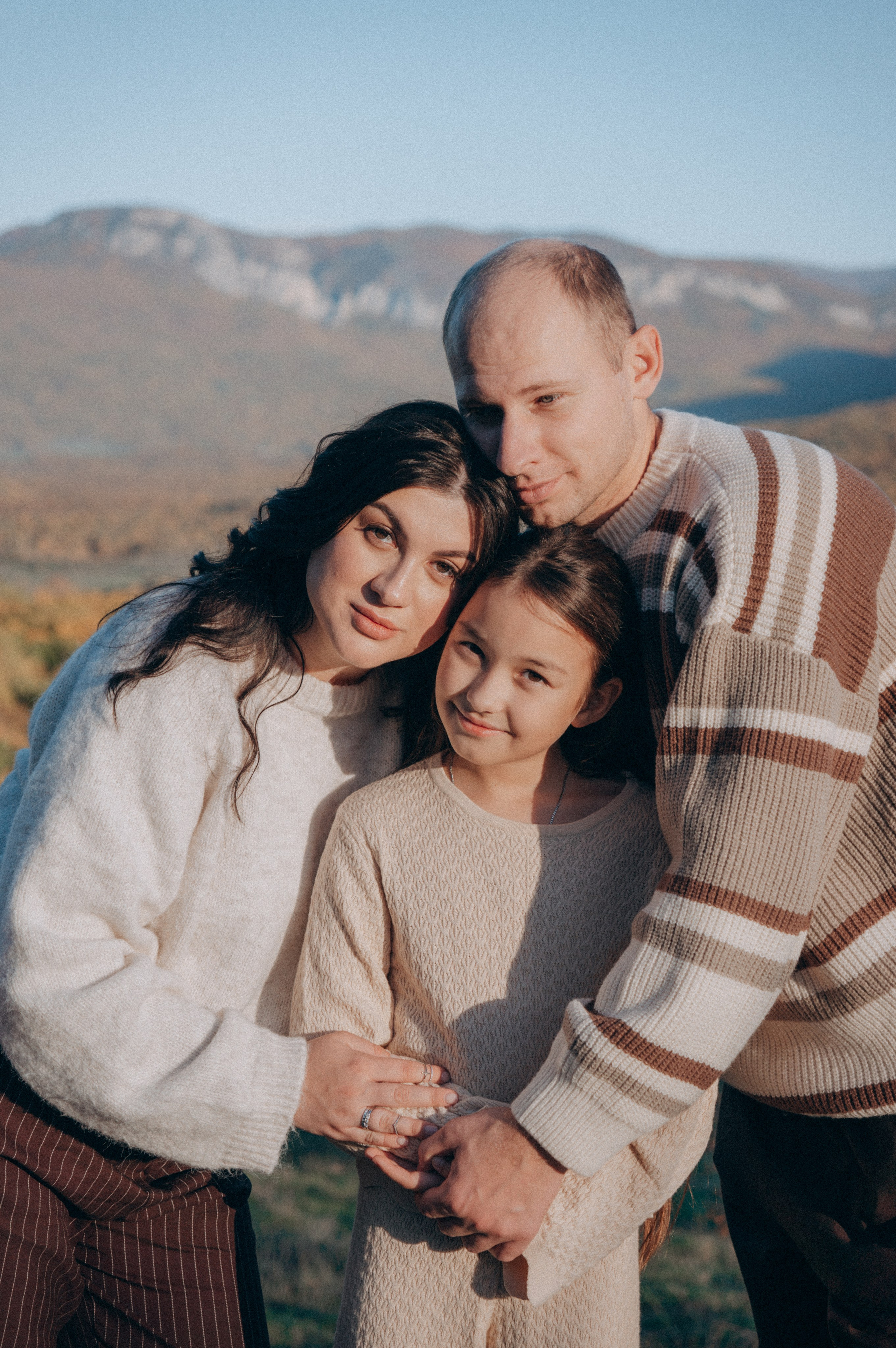 Юлия и Денис с детьми. Обо мне