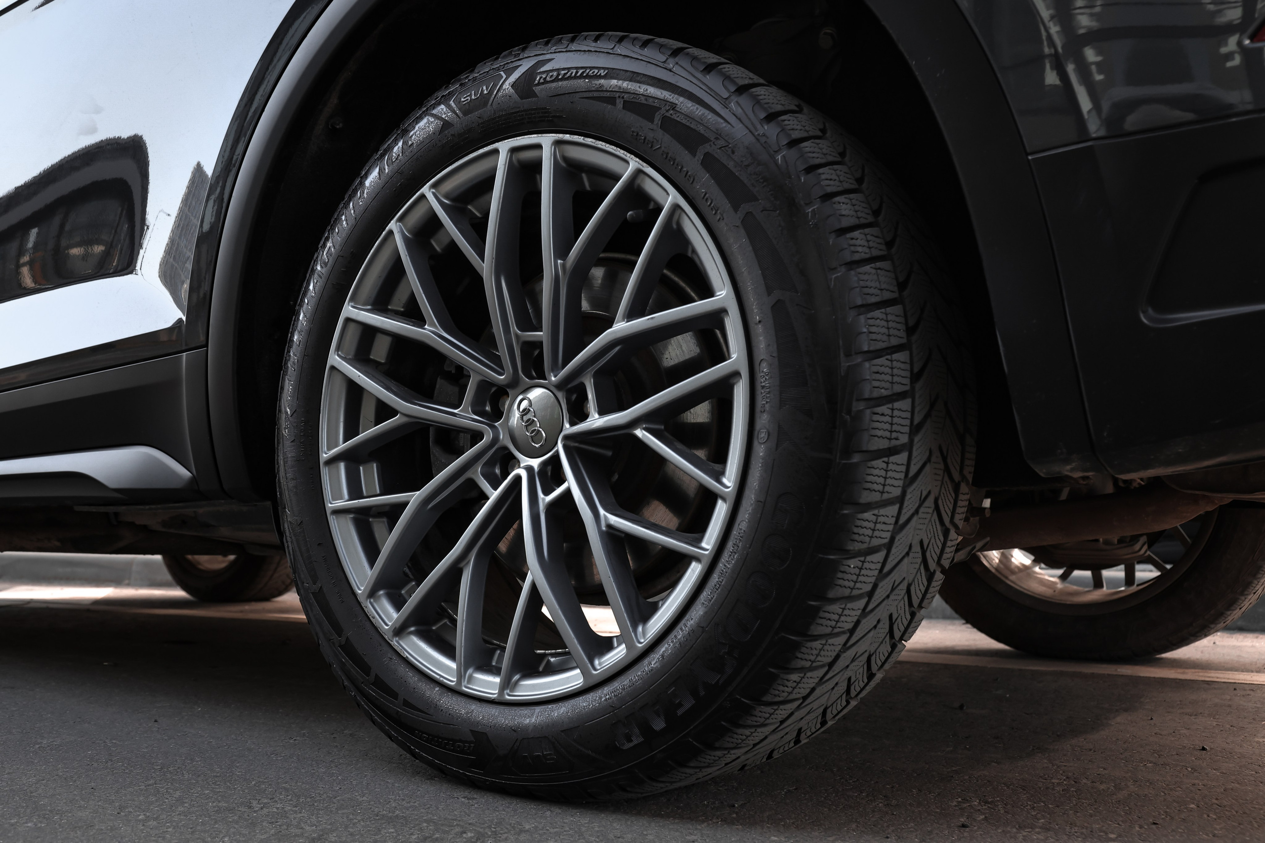 2021 AUDI Q5 Quatro. Mixturecaptures