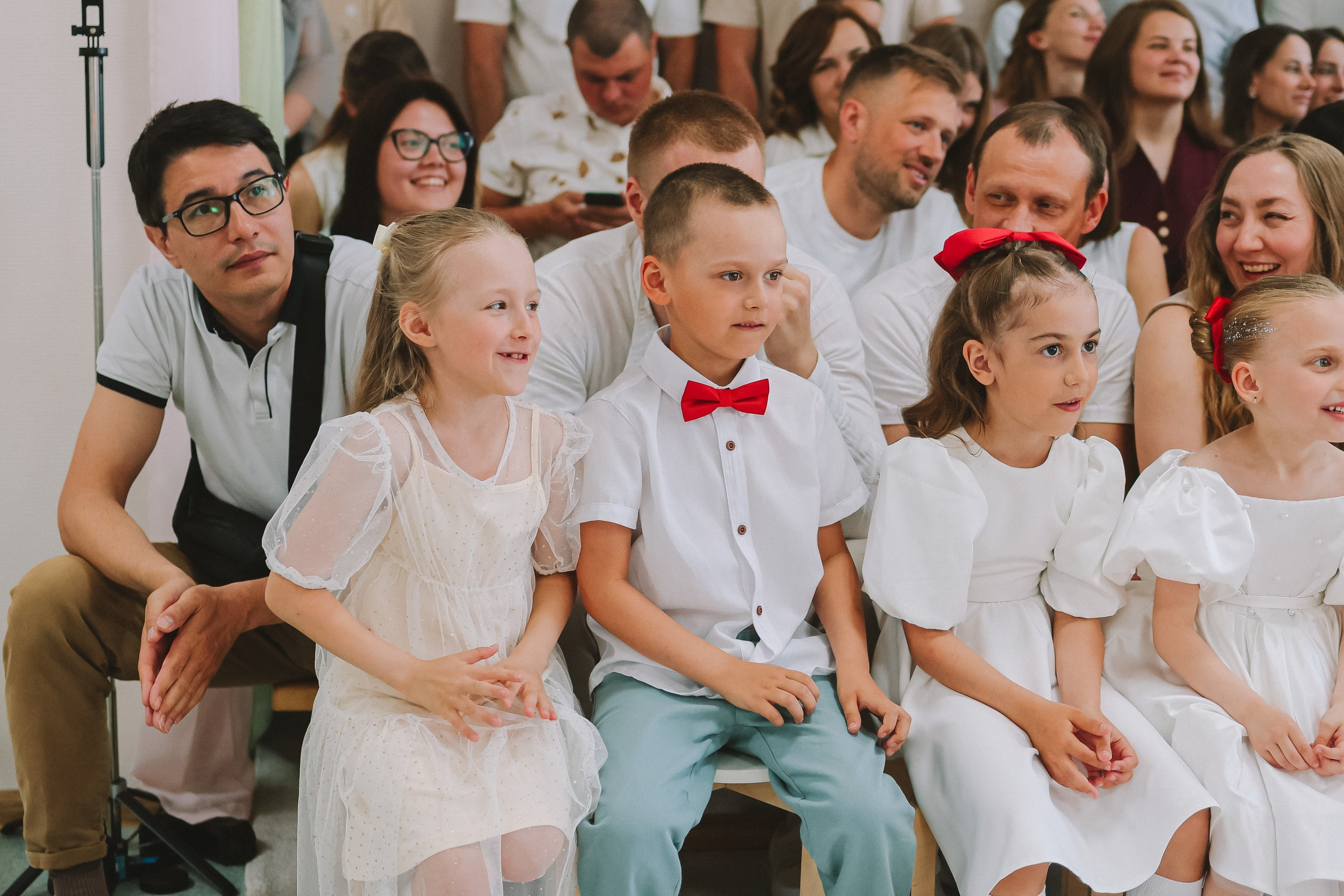 Выпускной репортаж. Семейный фотограф Тюмень, фотограф на роды Салмина Мария
