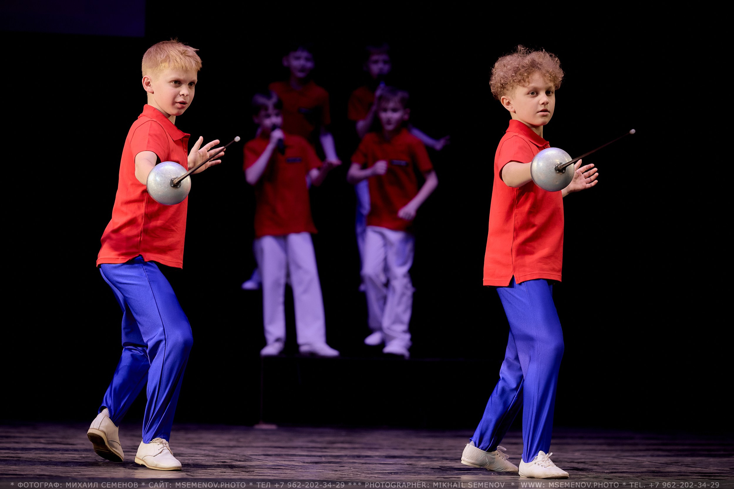 Концерт «Веселая семейка». Photographer for business Mikhail Semenov. Aqua photo studio, photo school